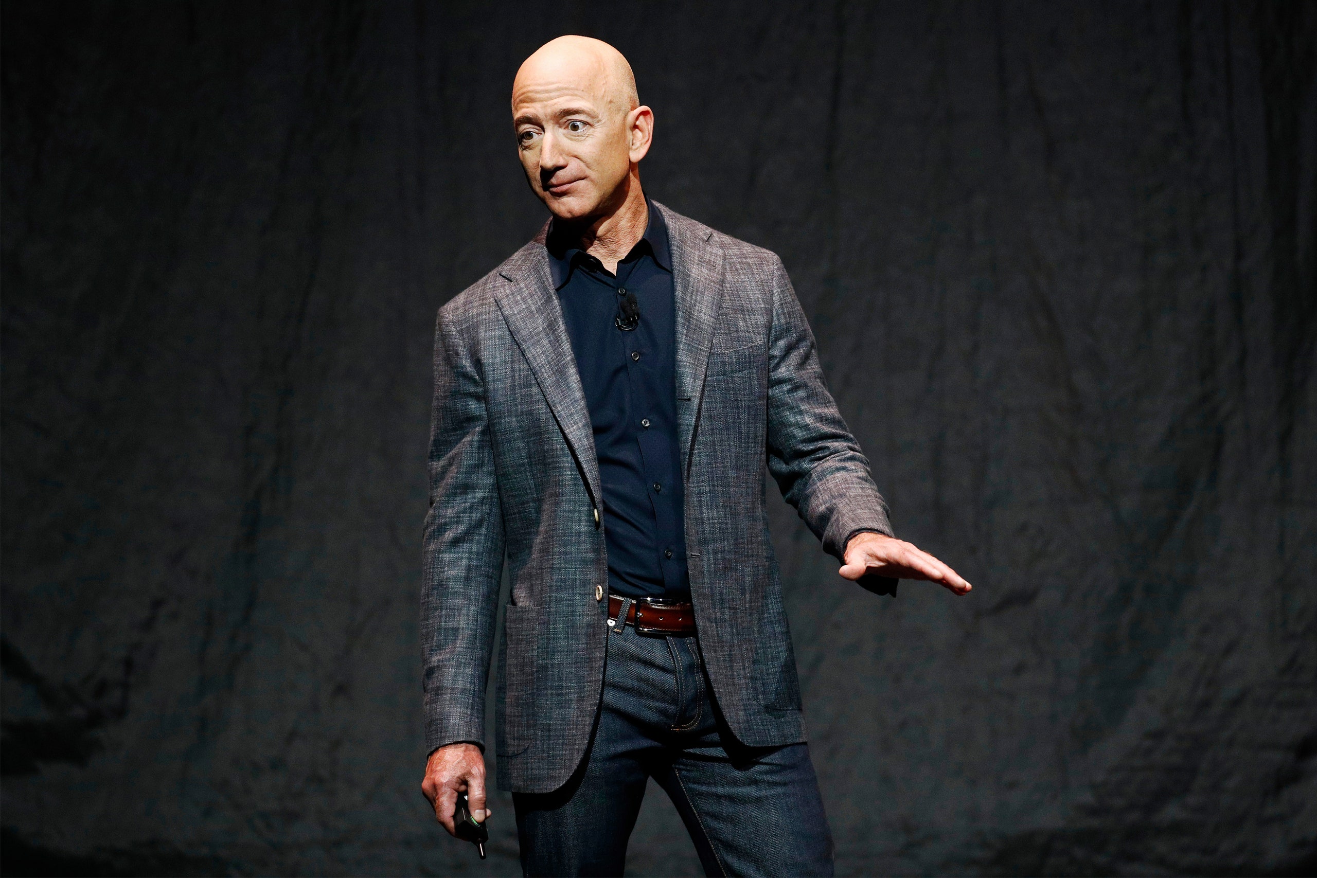 Die besten Jeff Bezos-Hintergründe für den Telefonbildschirm
