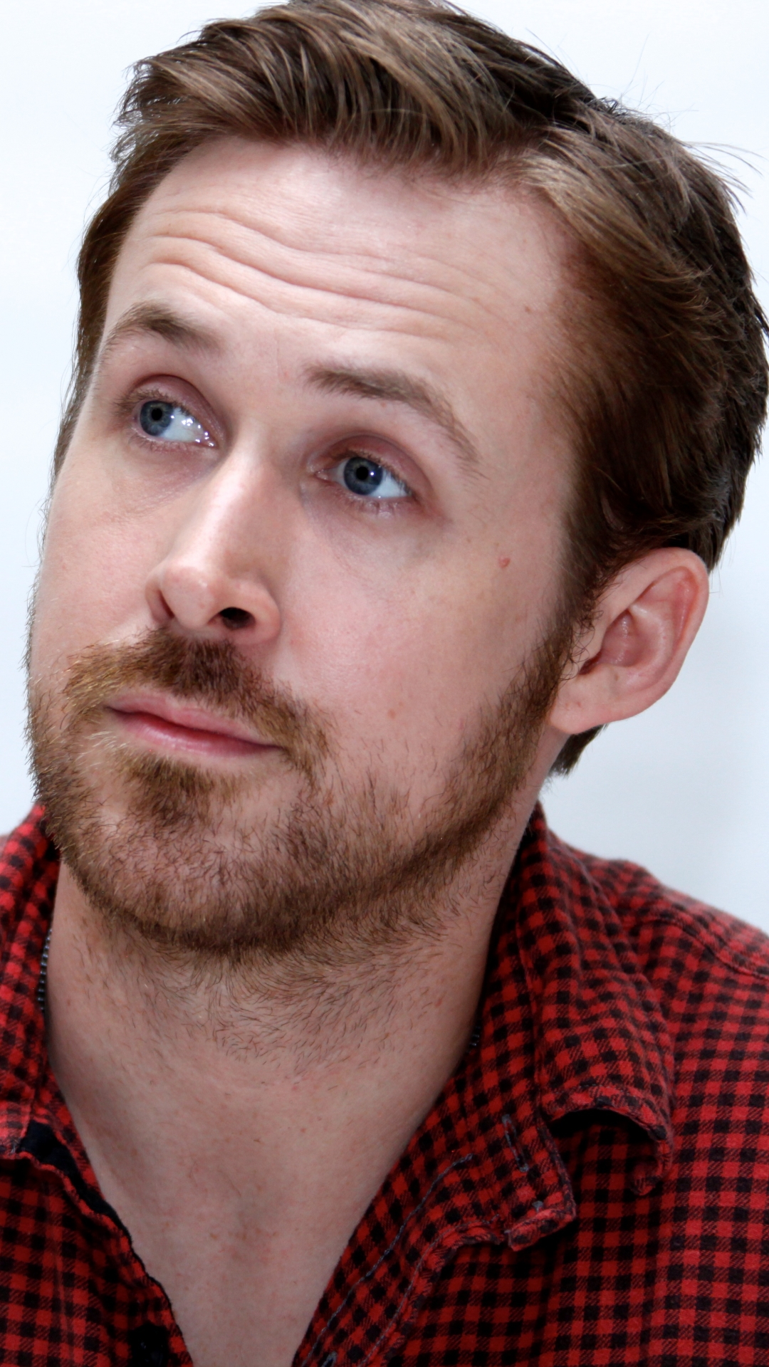 Download mobile wallpaper Ryan Gosling, Face, Blue Eyes, Celebrity, Canadian, Actor for free.
