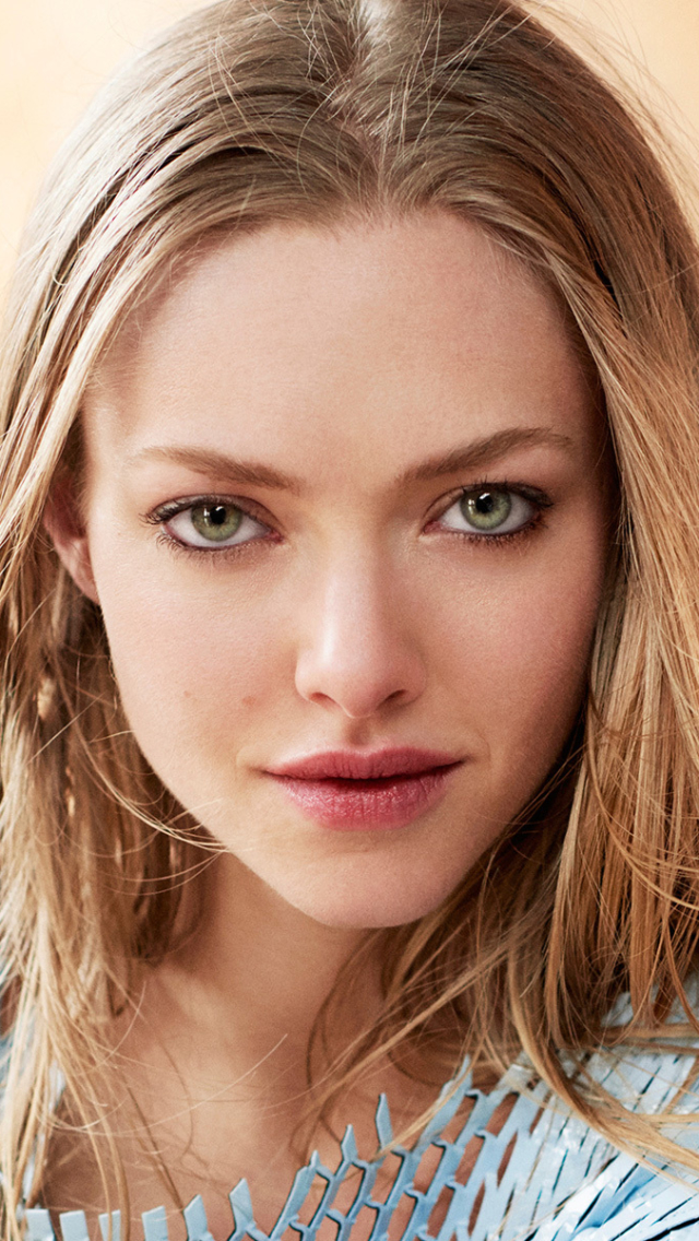 Download mobile wallpaper Blonde, Face, Green Eyes, American, Celebrity, Actress, Amanda Seyfried for free.
