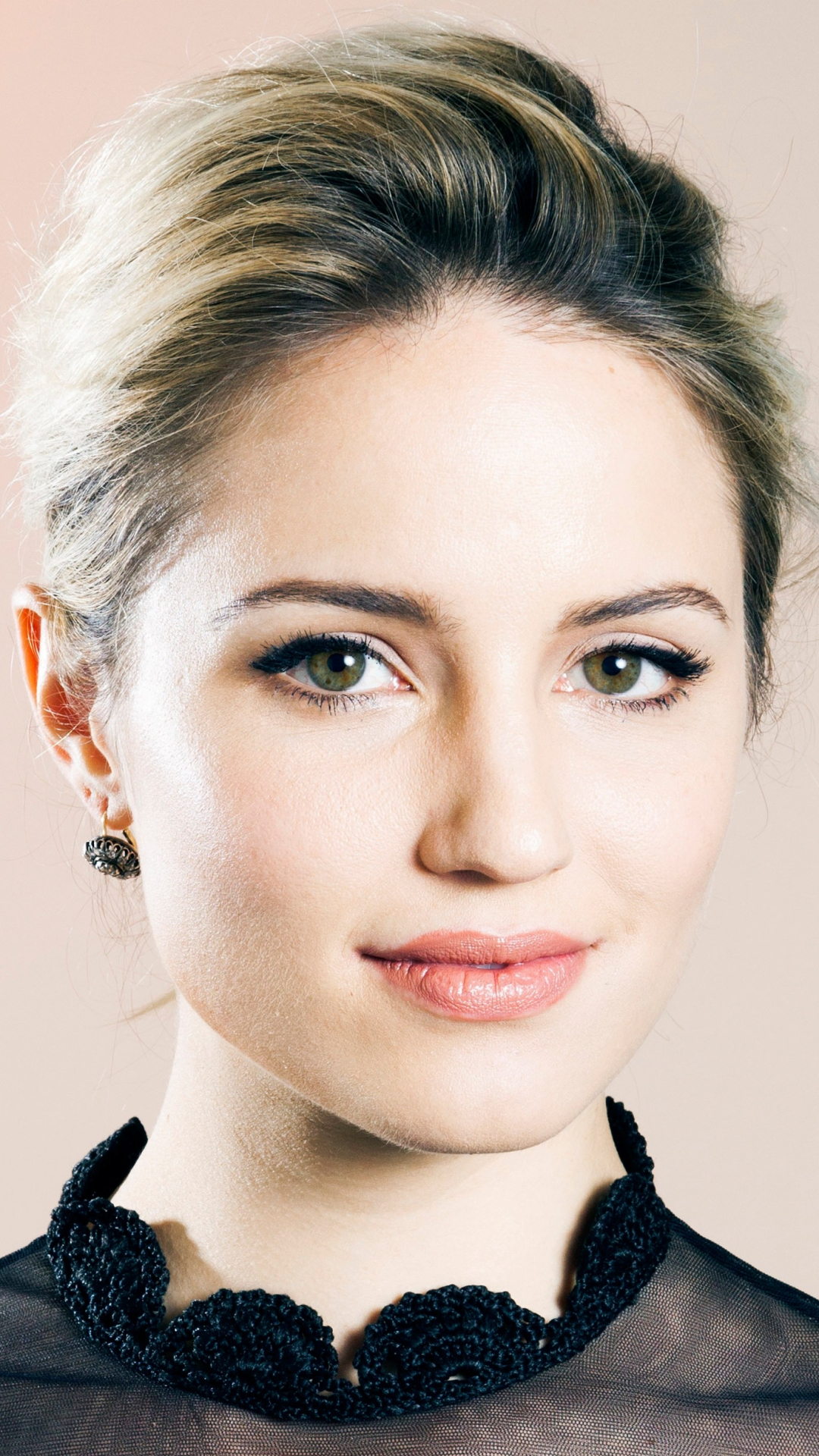 Download mobile wallpaper Face, Green Eyes, American, Celebrity, Actress, Dianna Agron for free.
