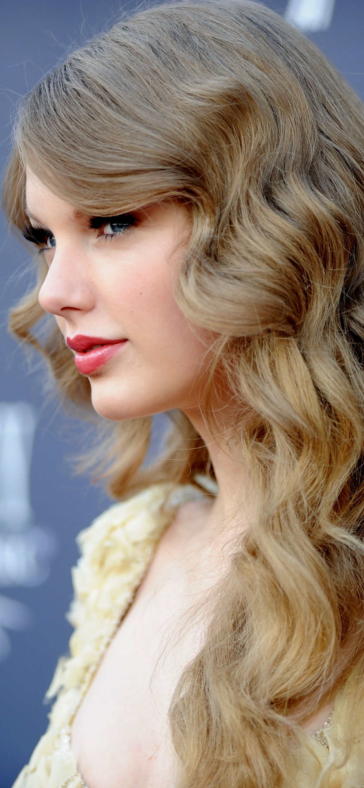 Download mobile wallpaper Music, Singer, Blonde, American, Taylor Swift for free.