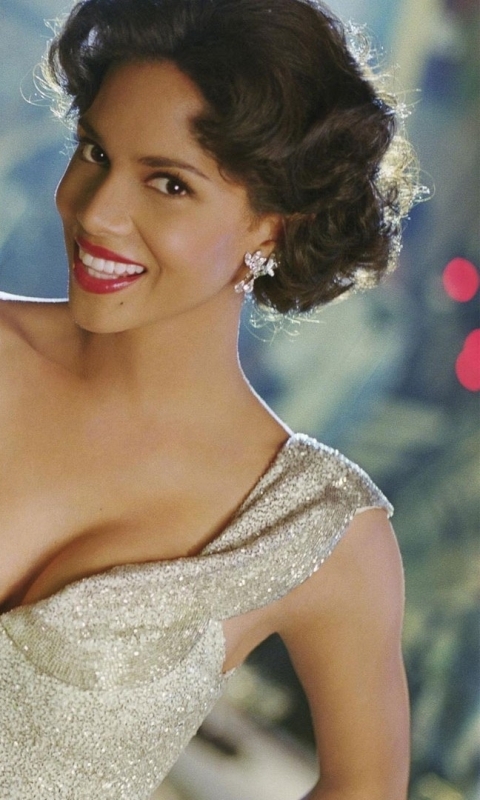 Download mobile wallpaper Celebrity, Halle Berry for free.