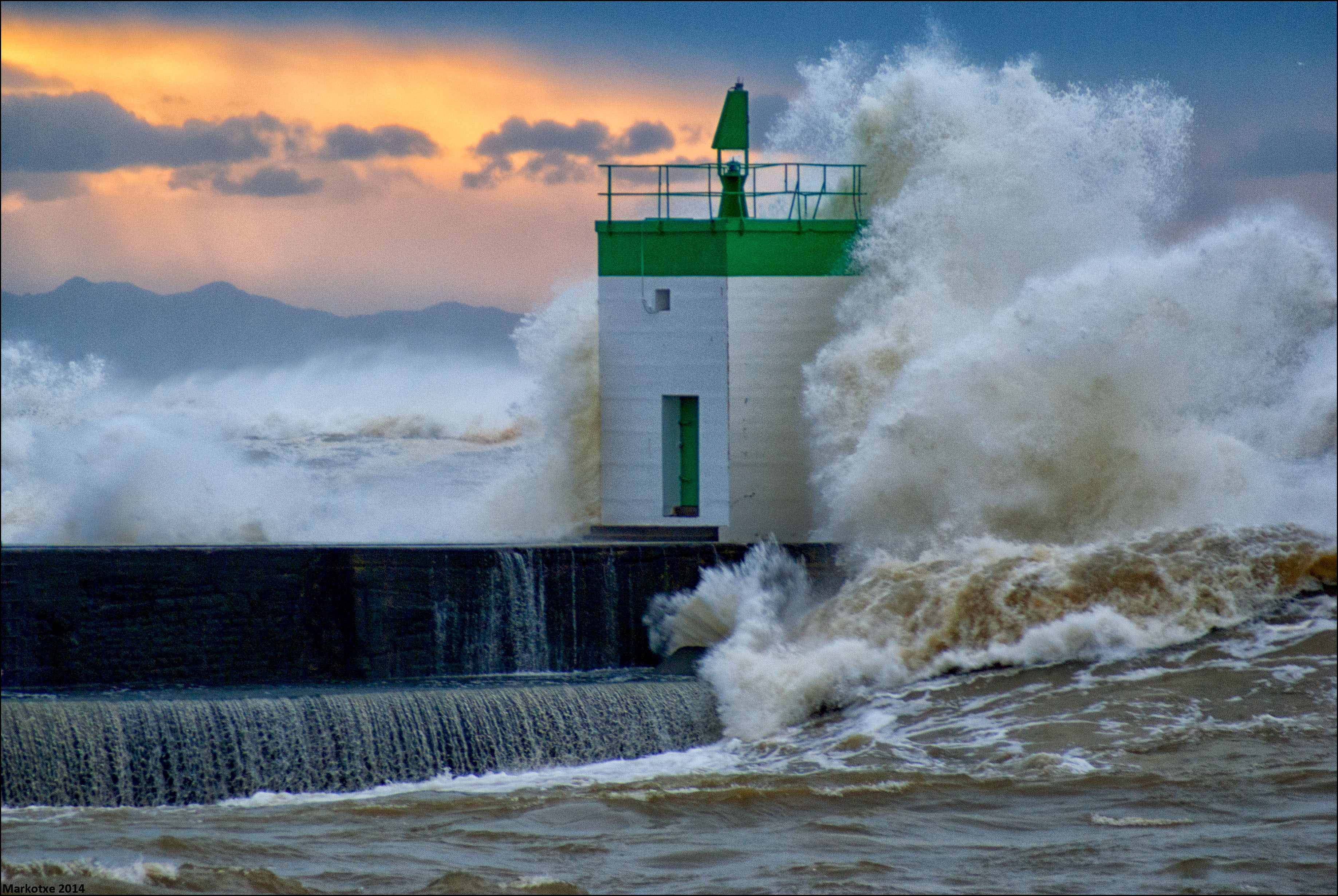 Descarga gratis la imagen Faro, Hecho Por El Hombre en el escritorio de tu PC