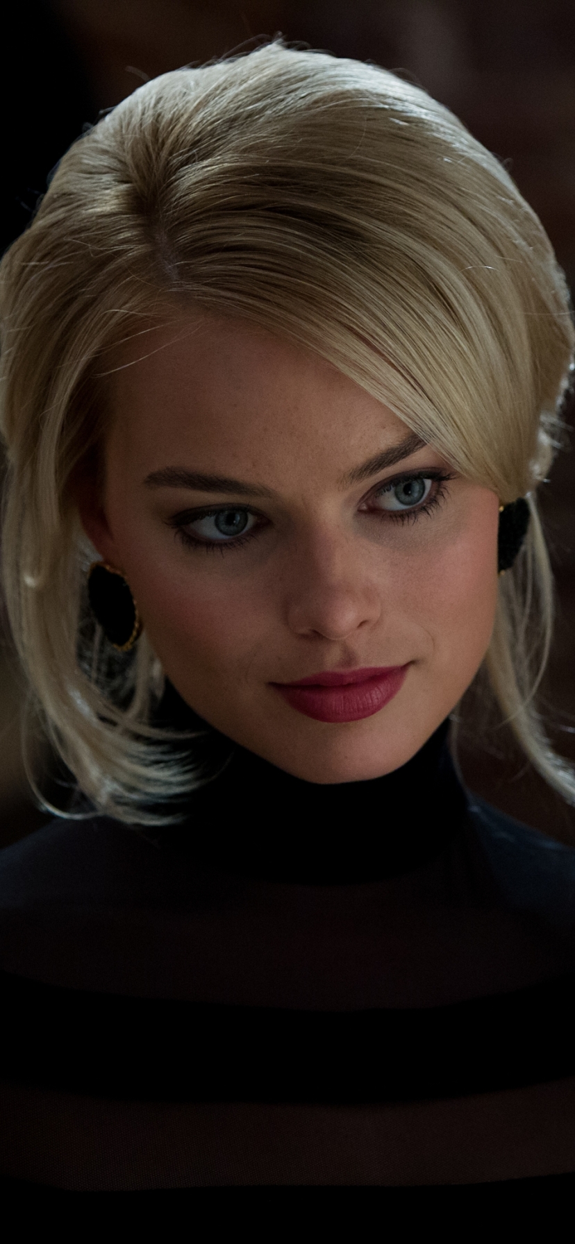 Download mobile wallpaper Movie, The Wolf Of Wall Street, Margot Robbie, Naomi Lapaglia for free.