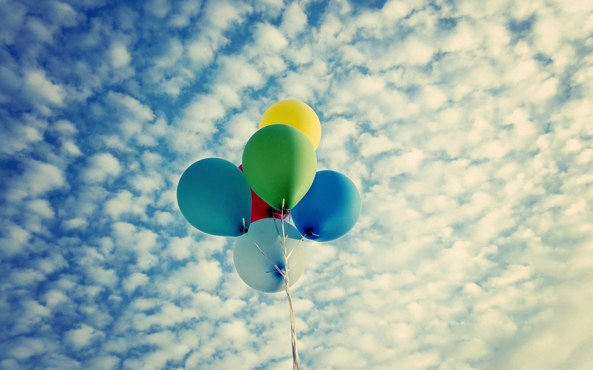 balloons, multicolored, miscellanea, sky, clouds, miscellaneous, motley, flight 1080p