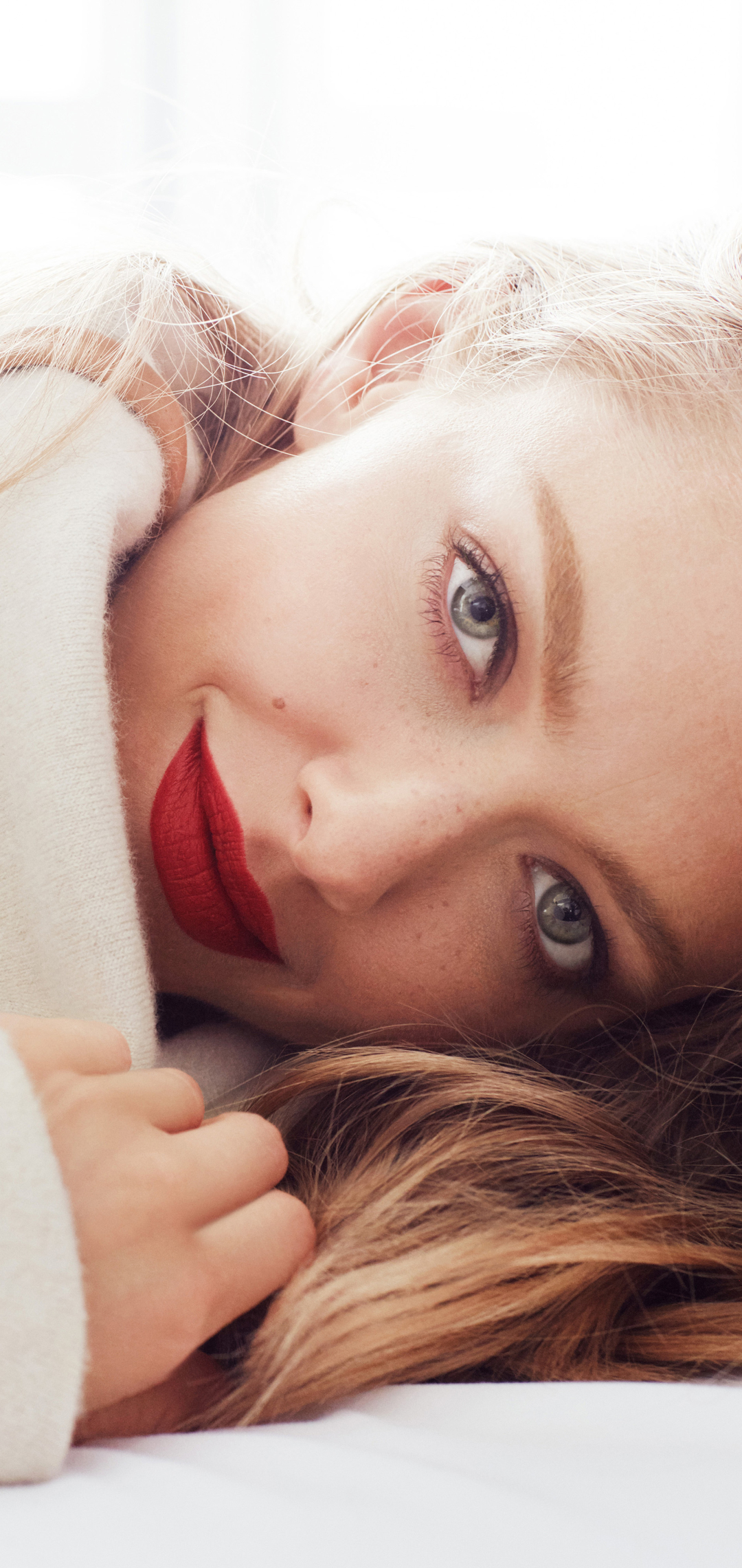 Descarga gratuita de fondo de pantalla para móvil de Rubio, Ojos Verdes, Americano, Celebridades, Actriz, Rubia, Lápiz Labial, Amanda Seyfried.