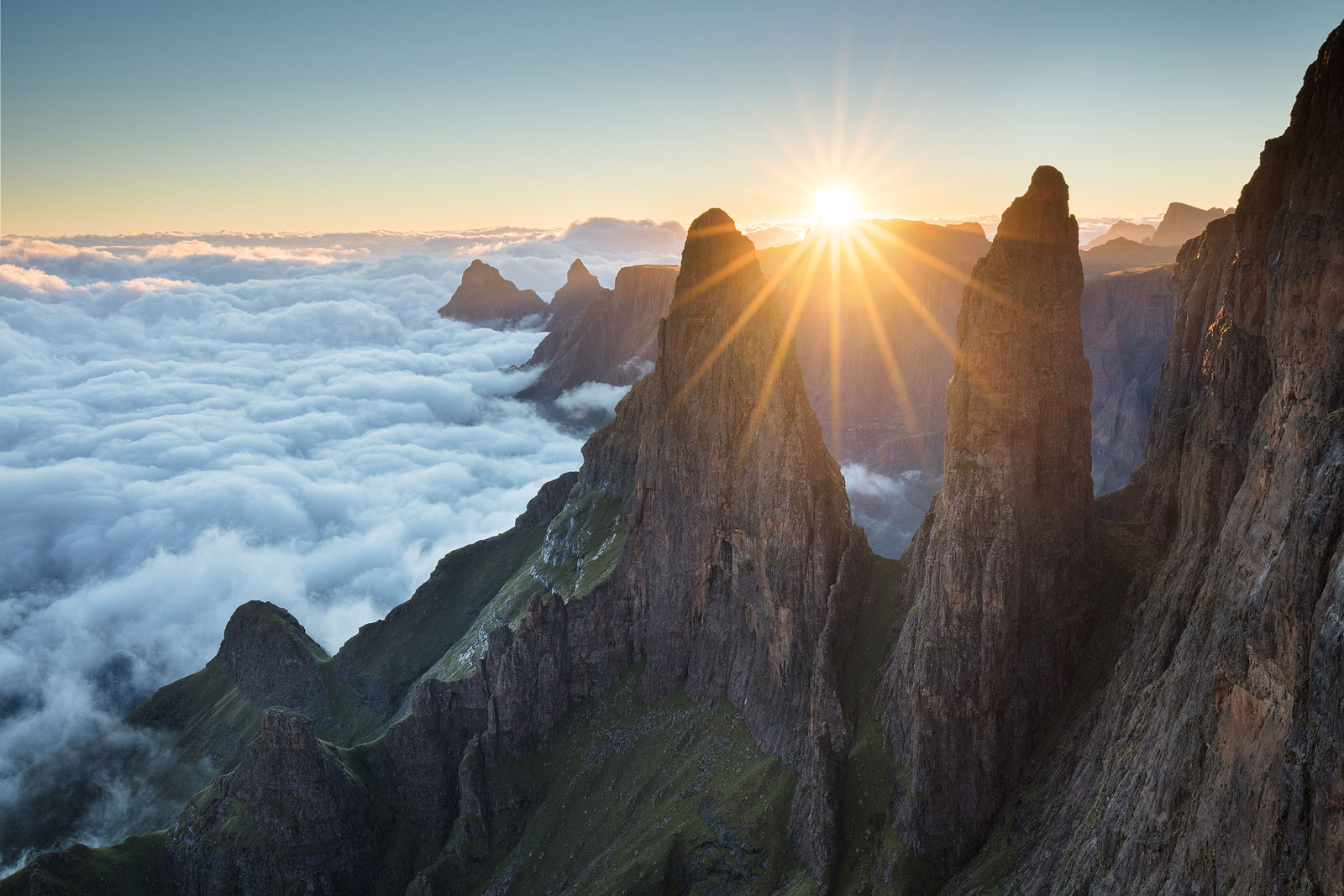 Descarga gratuita de fondo de pantalla para móvil de Montañas, Montaña, Tierra/naturaleza.