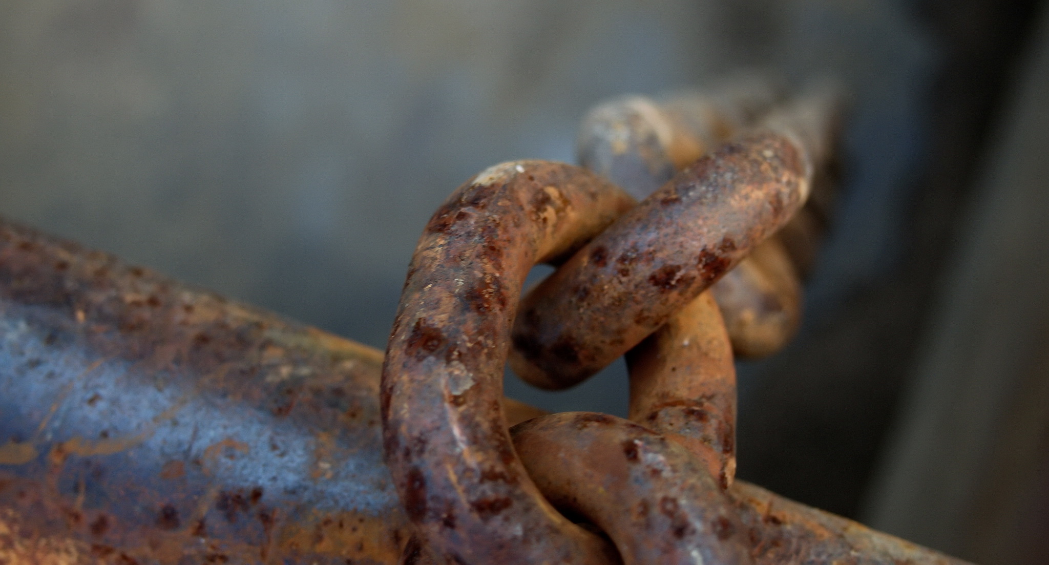 Download mobile wallpaper Close Up, Chain, Rust, Man Made for free.