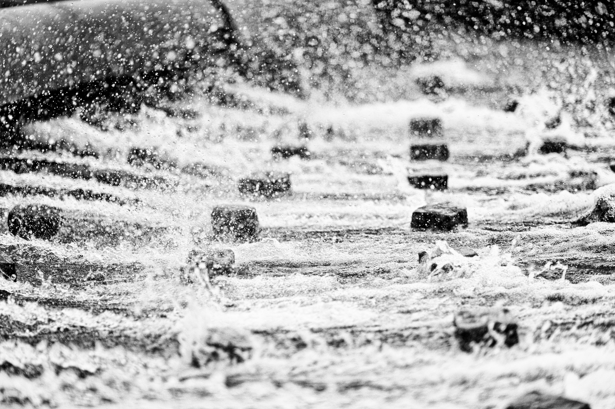 Download mobile wallpaper Water, Fountain, Photography, Water Drop, Black & White for free.