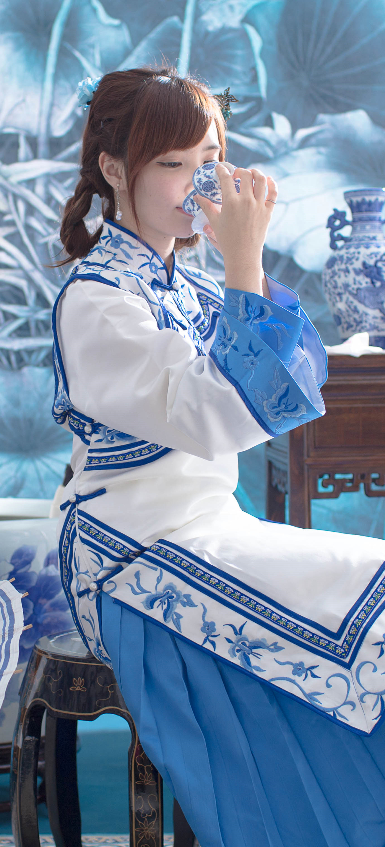 Handy-Wallpaper Orientalisch, Frauen, Asiatisch, Asiatinnen, Taiwanese, Traditionelles Kostüm, Nationaltracht, Yu Chen Zheng kostenlos herunterladen.