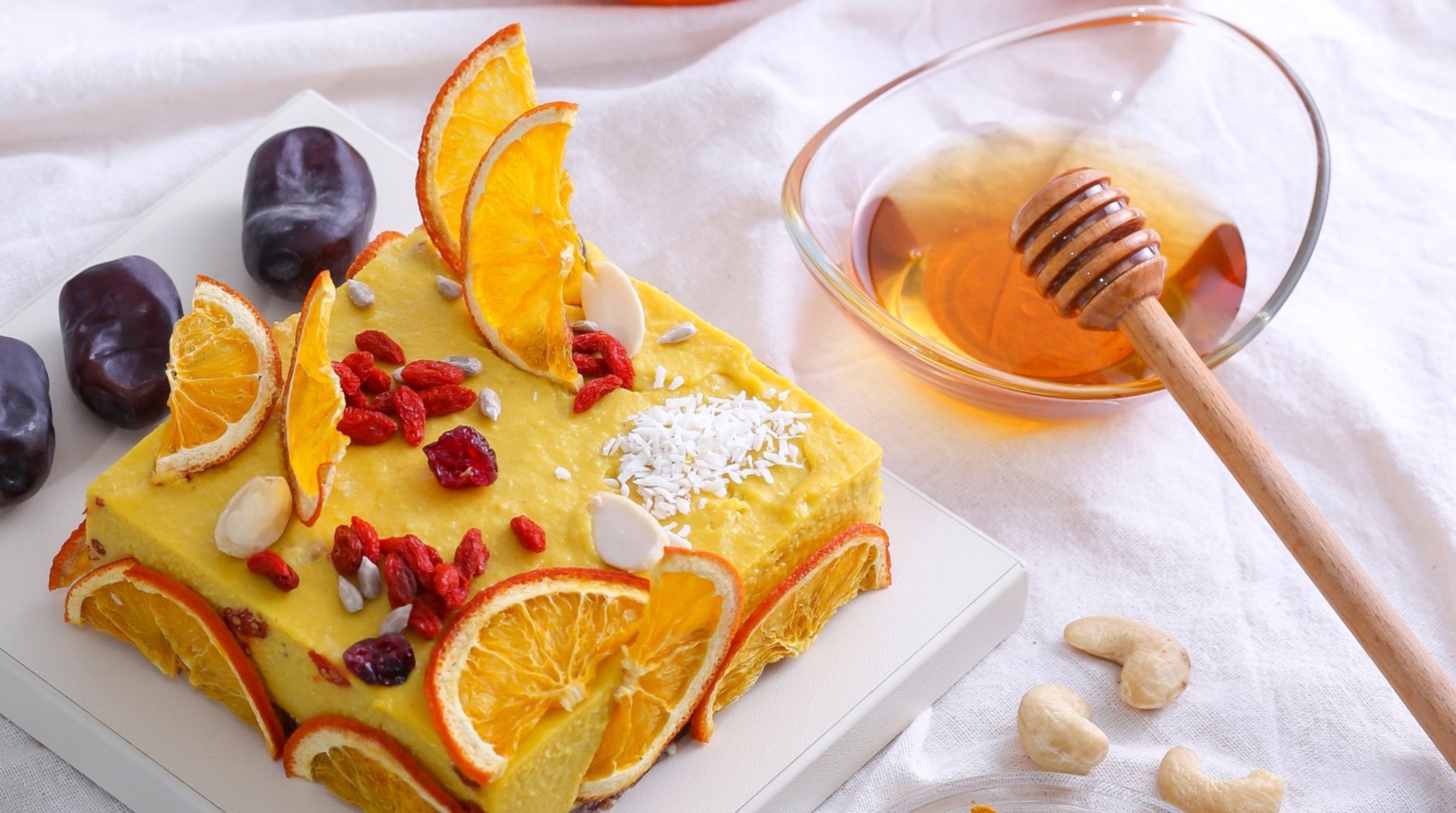 Download mobile wallpaper Food, Dessert, Cake, Honey, Pastry for free.