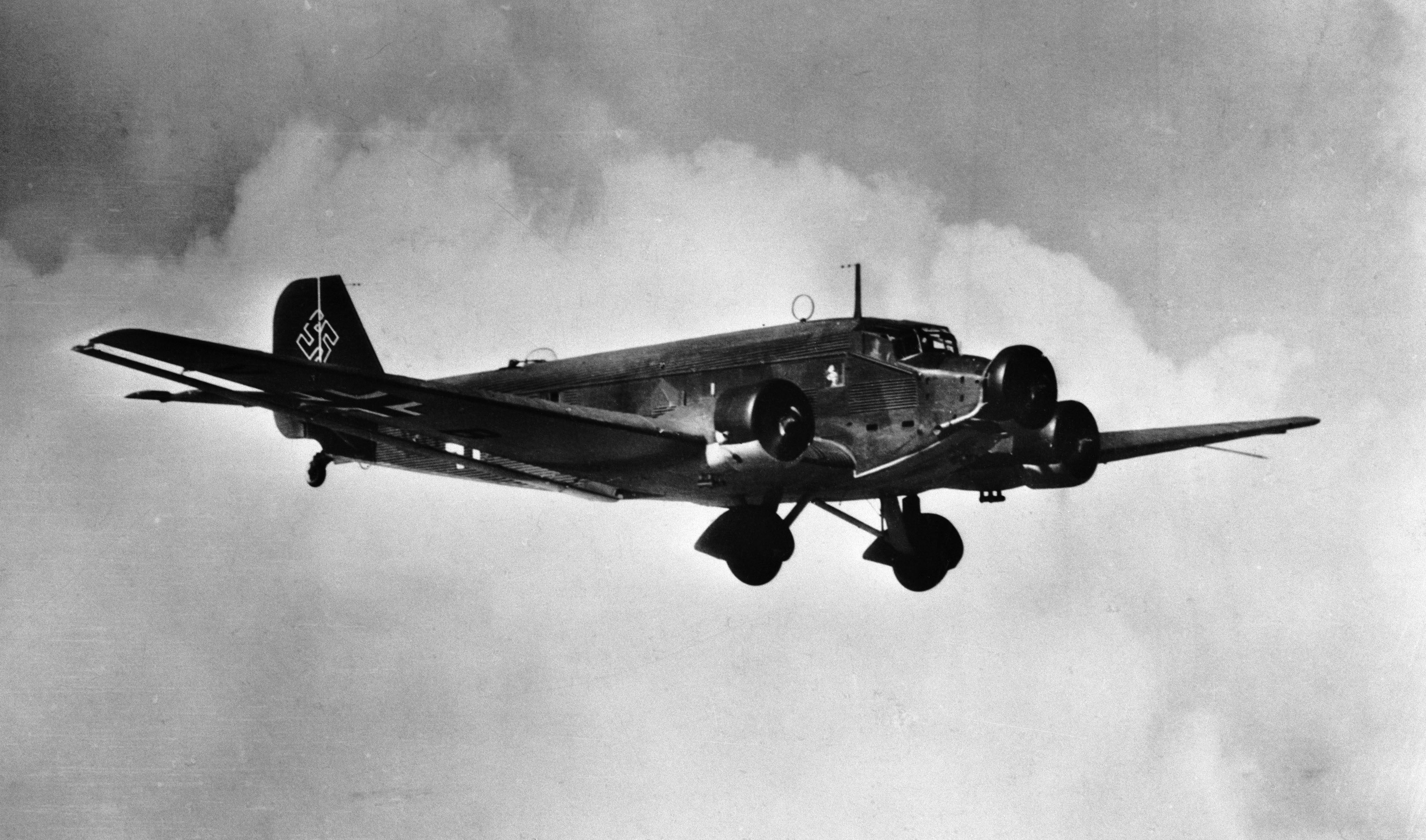 Handy-Wallpaper Junkers Ju 52, Militärisches Transportflugzeug, Militär kostenlos herunterladen.
