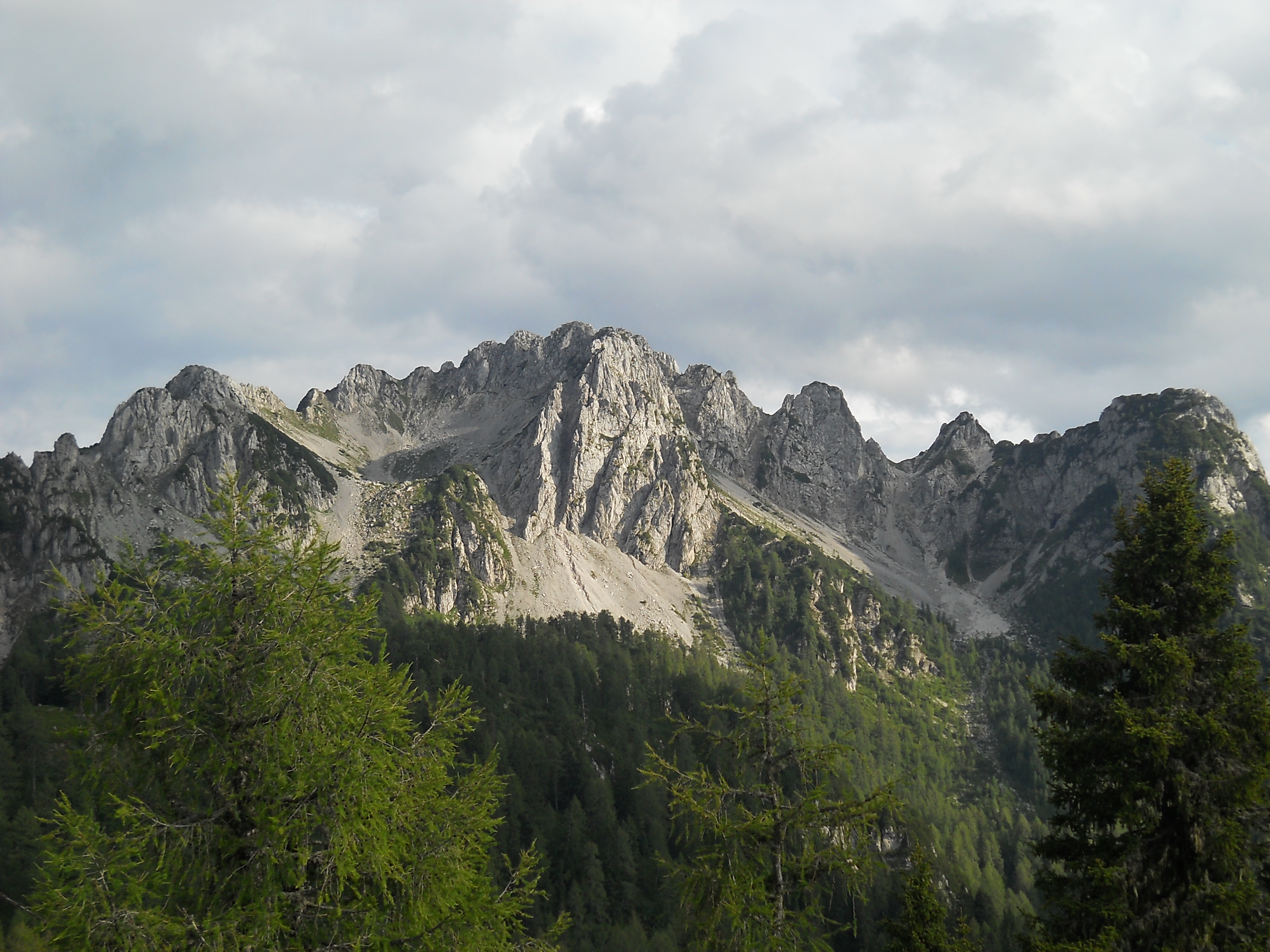 Handy-Wallpaper Gebirge, Berge, Erde/natur kostenlos herunterladen.