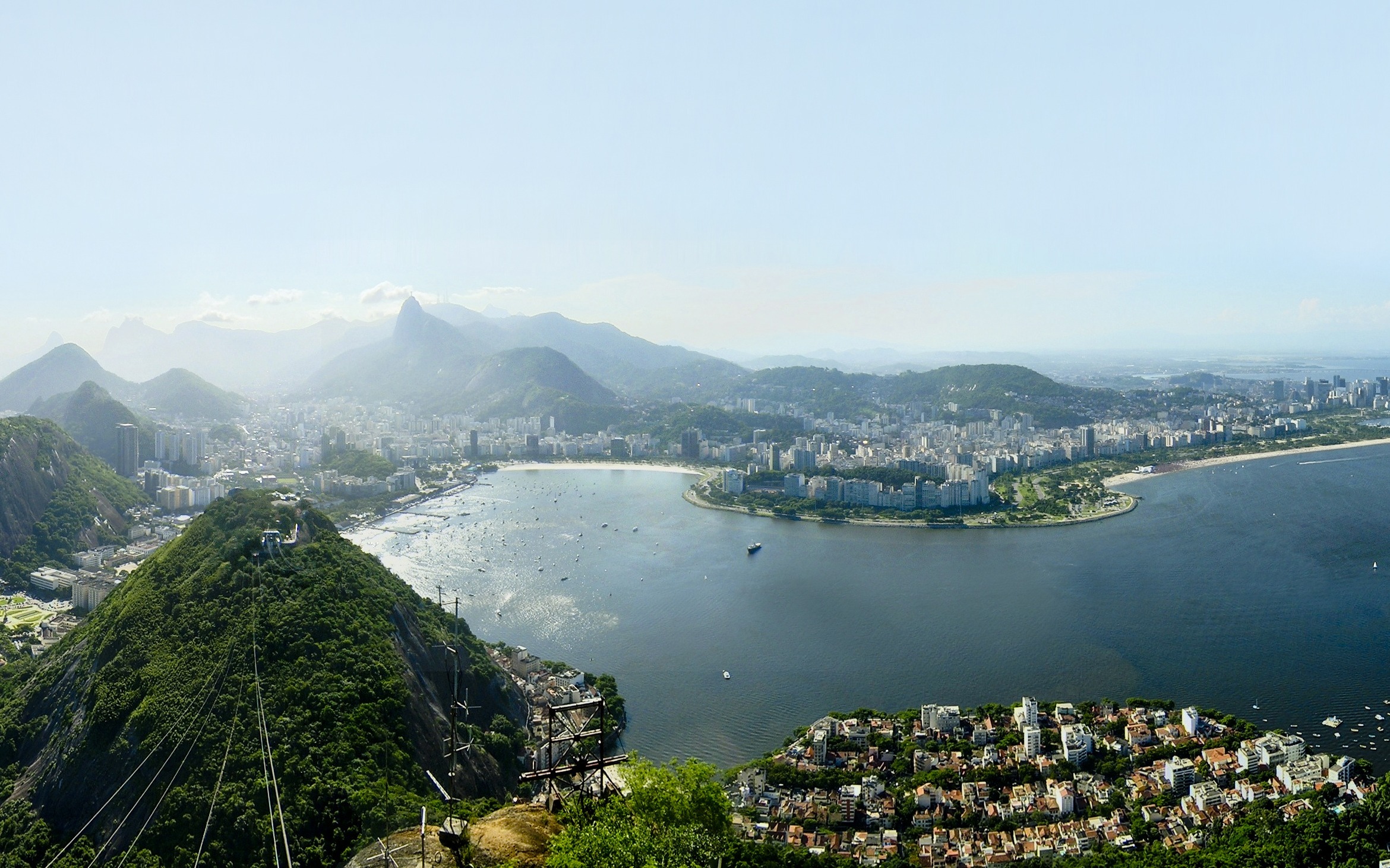 Скачать картинку Рио Де Жанейро, Бразилия, Города, Сделано Человеком в телефон бесплатно.