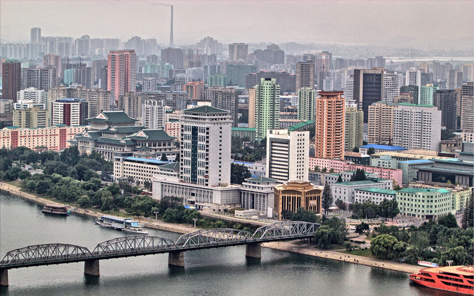 Популярные заставки и фоны Пхеньян на компьютер