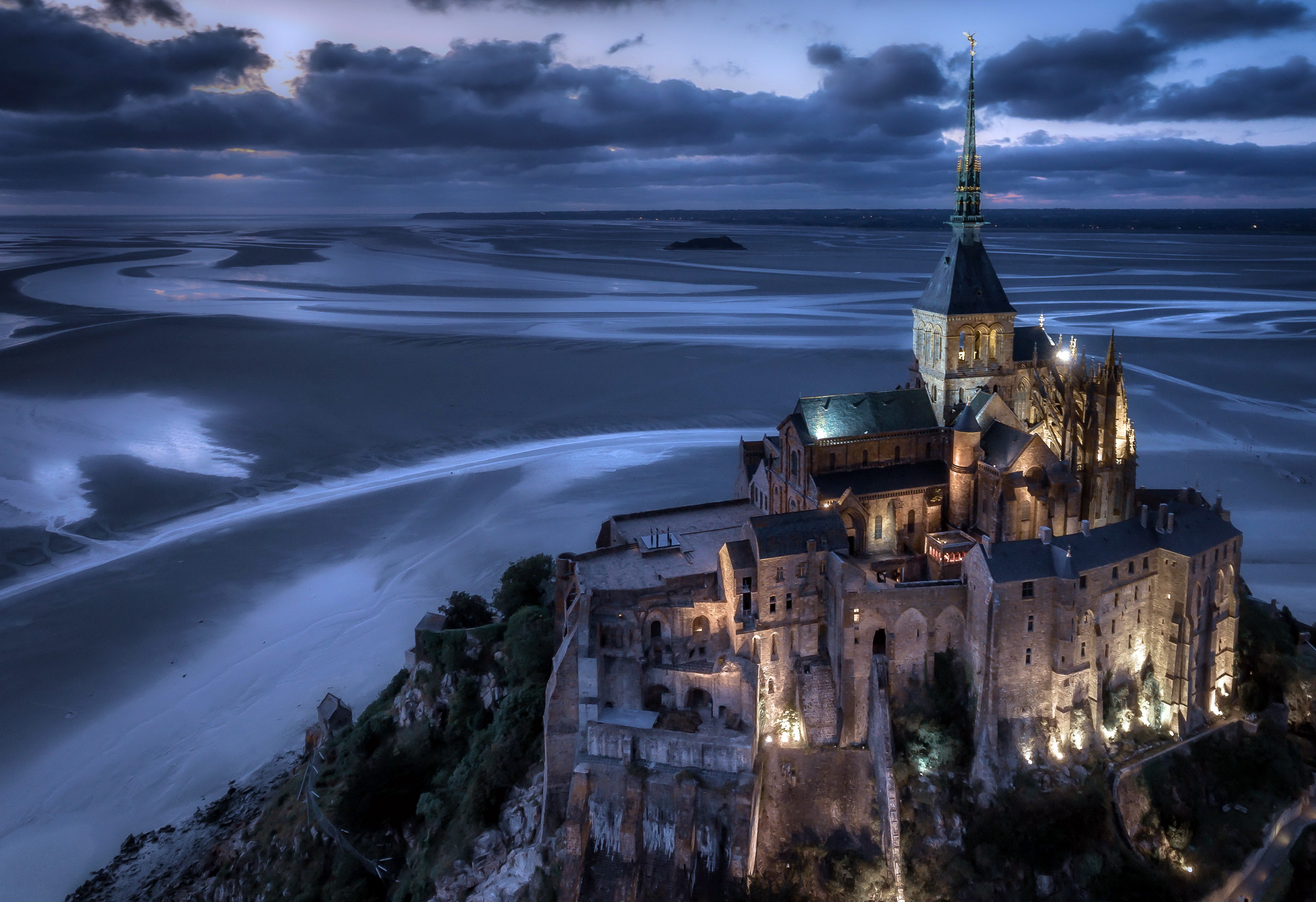 Téléchargez des papiers peints mobile Mont Saint Michel, Religieux gratuitement.