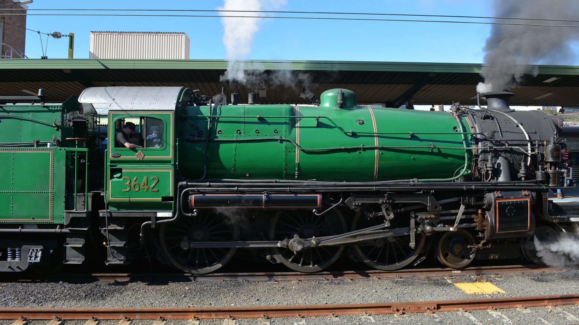 Handy-Wallpaper Sydney, Zug, Lokomotive, Dampflokomotive, Rauch, Fahrzeuge kostenlos herunterladen.