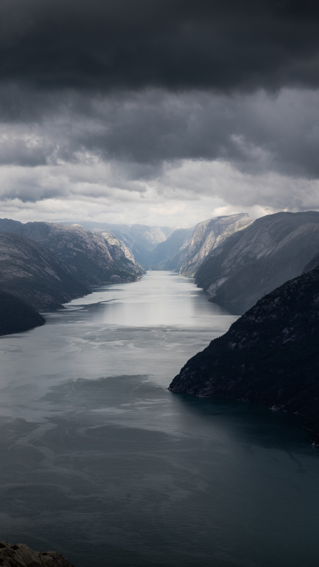 Download mobile wallpaper Mountain, Earth, Norway, Cloud, Fjord, Lysefjord for free.