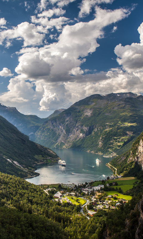 1212005 Hintergrundbild herunterladen erde/natur, geirangerfjord, kreuzfahrtschiff, fjord, norwegen, skandinavien, geiranger, berg, gebirge, wolke - Bildschirmschoner und Bilder kostenlos