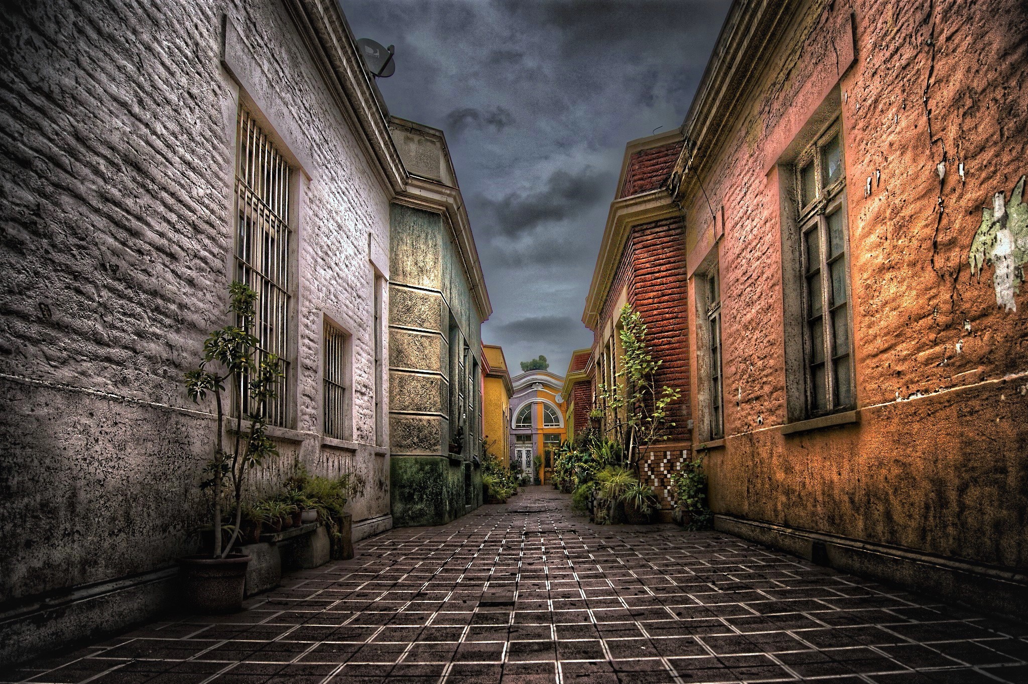 Free download wallpaper Building, Alley, Hdr, Cloud, Man Made on your PC desktop