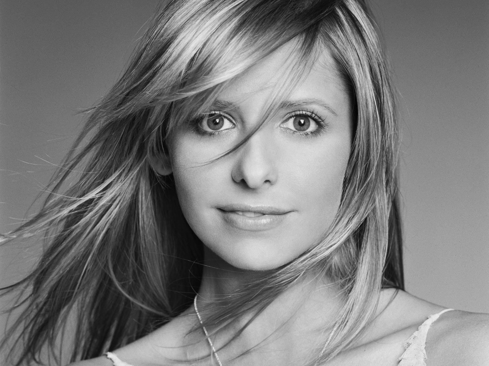 Téléchargez gratuitement l'image Célébrités, Sarah Michelle Gellar sur le bureau de votre PC