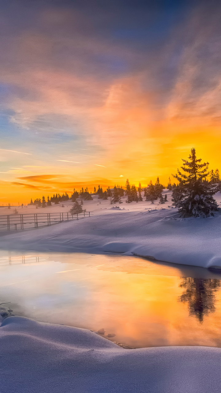 Baixar papel de parede para celular de Inverno, Pôr Do Sol, Neve, Lago, Árvore, Terra, Noruega, Fotografia gratuito.