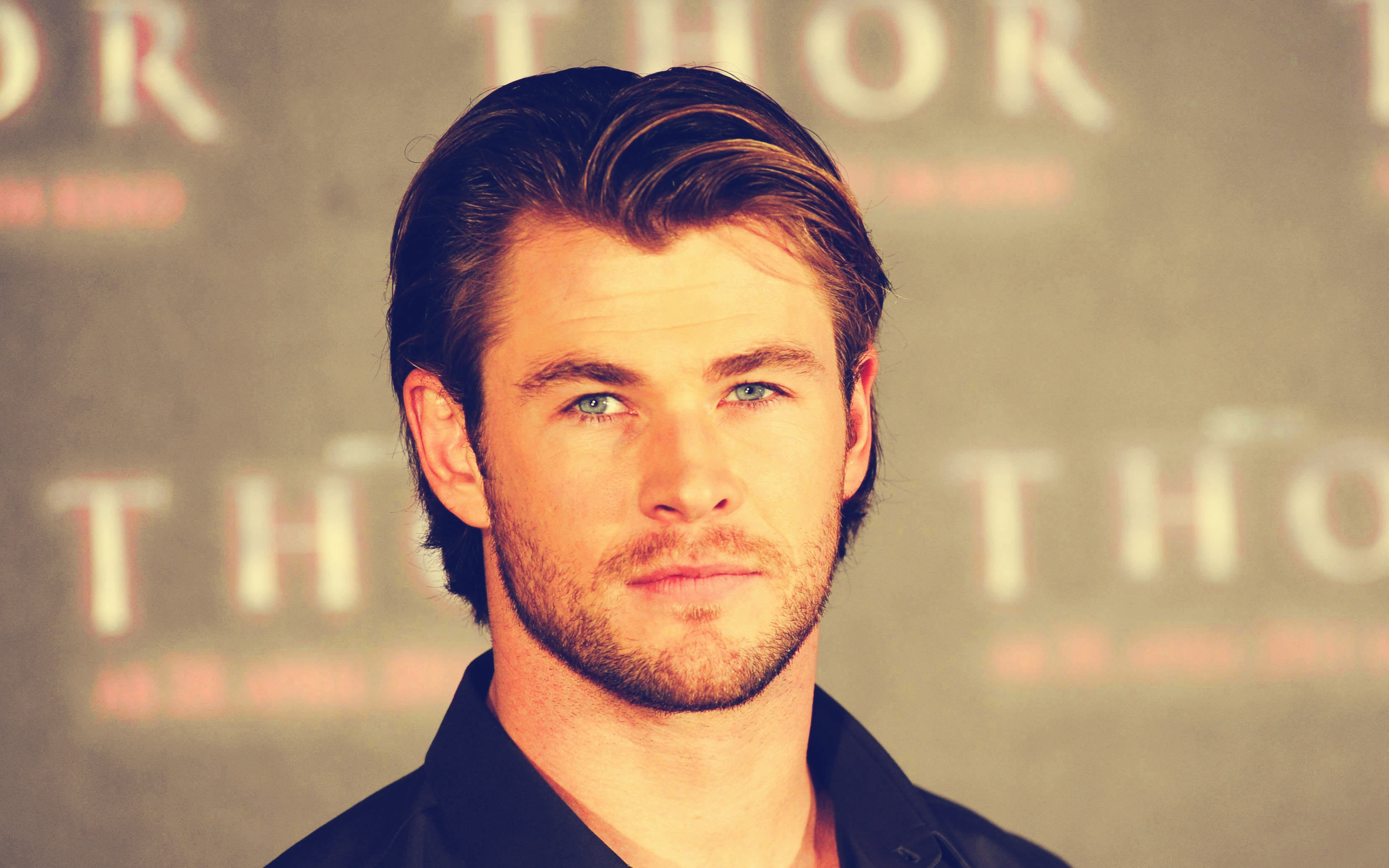 Download mobile wallpaper Celebrity, Actor, Chris Hemsworth, Australian for free.
