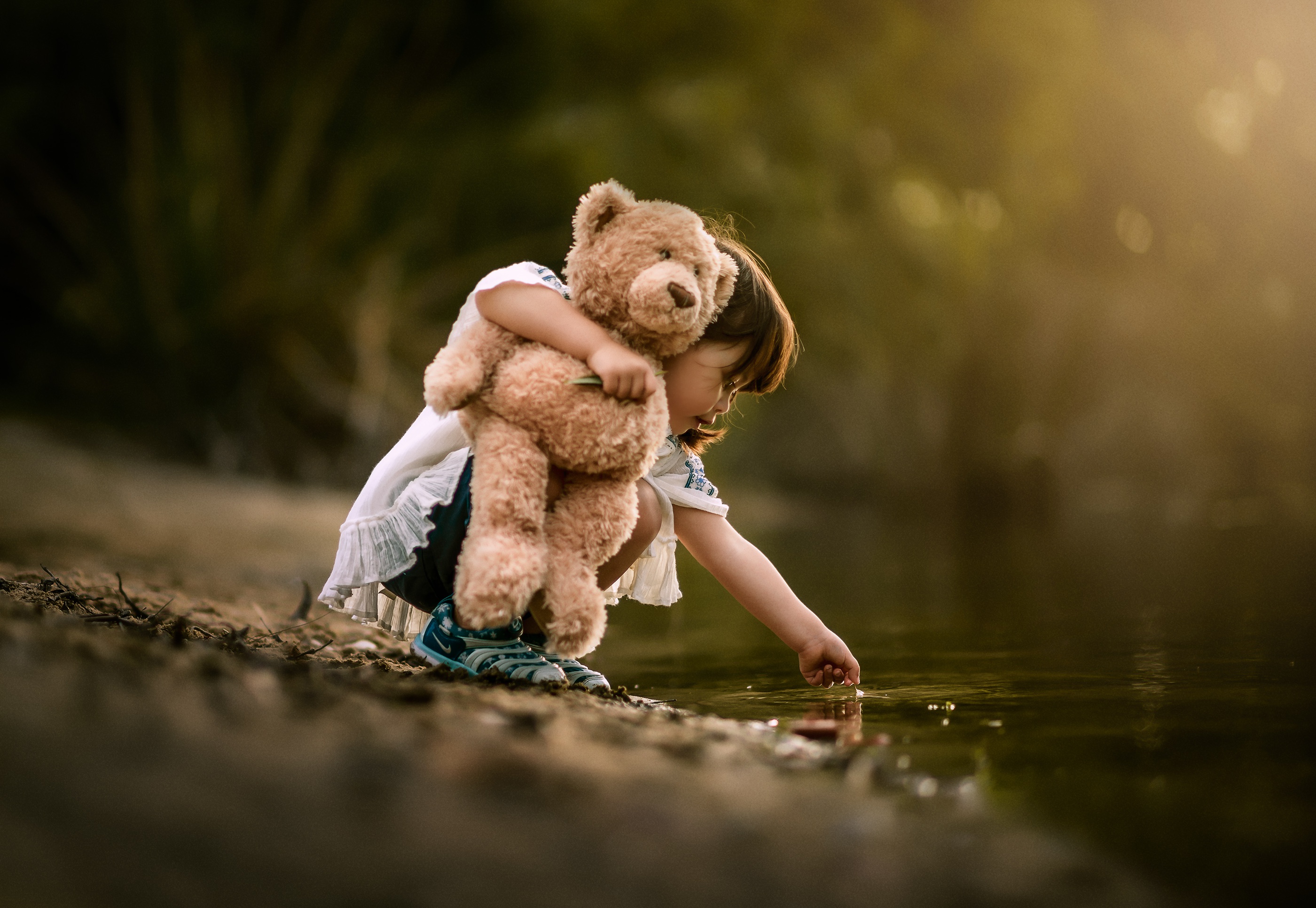 Download mobile wallpaper Teddy Bear, Mood, Child, Photography, Little Girl for free.