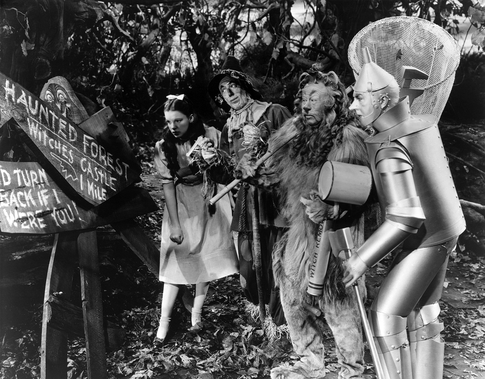 Descarga gratuita de fondo de pantalla para móvil de Películas, El Mago De Oz (1939).