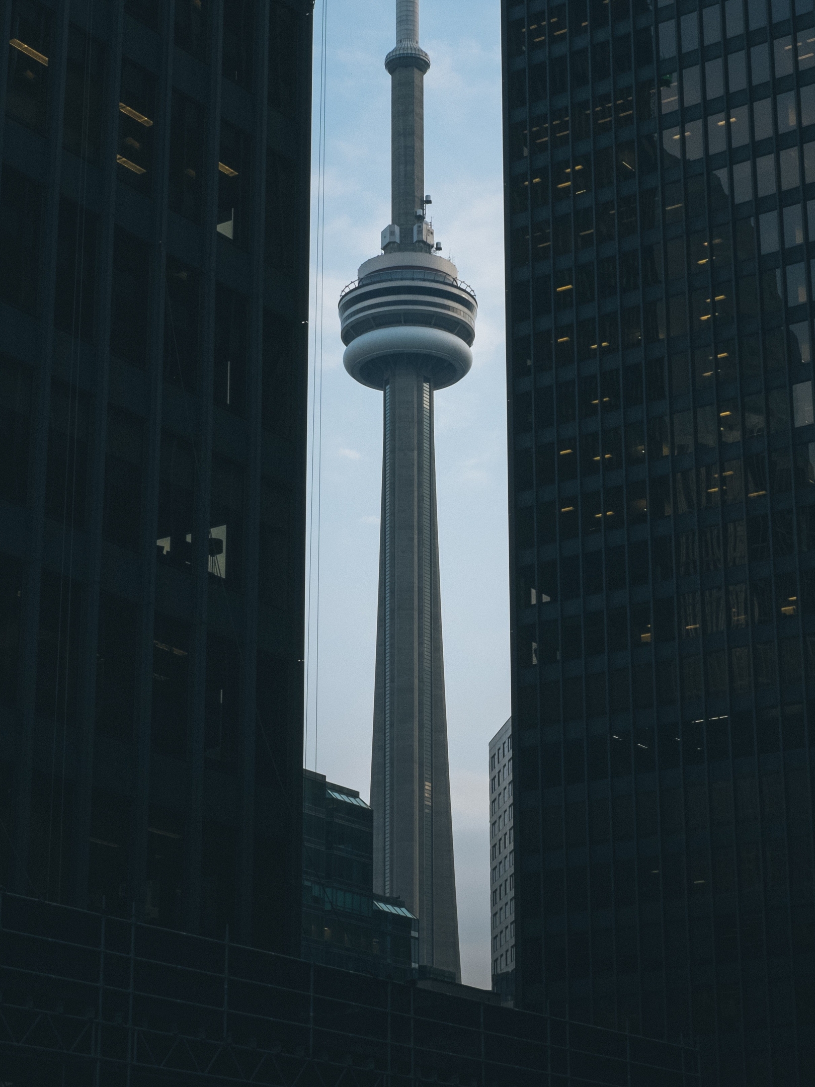 Download mobile wallpaper Man Made, Cn Tower for free.