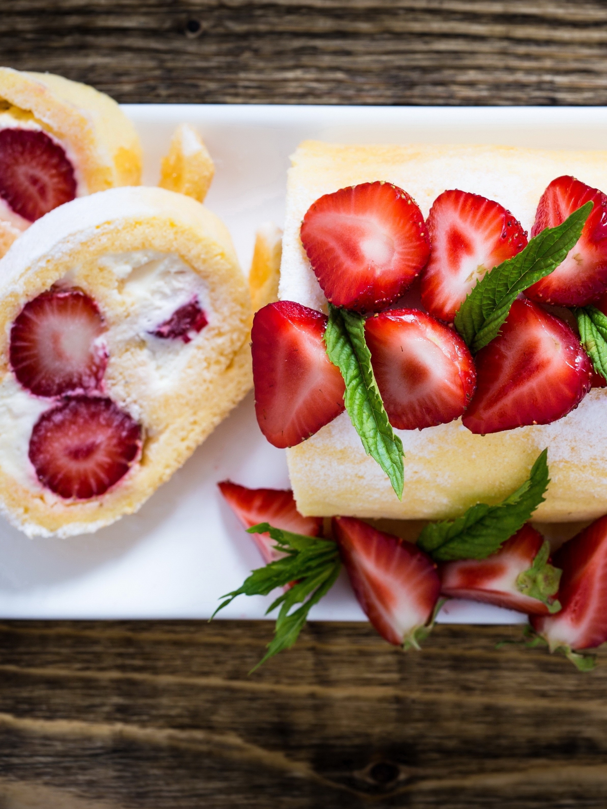 Handy-Wallpaper Obst, Erdbeere, Dessert, Gebäck, Kuchen, Frucht, Nahrungsmittel kostenlos herunterladen.