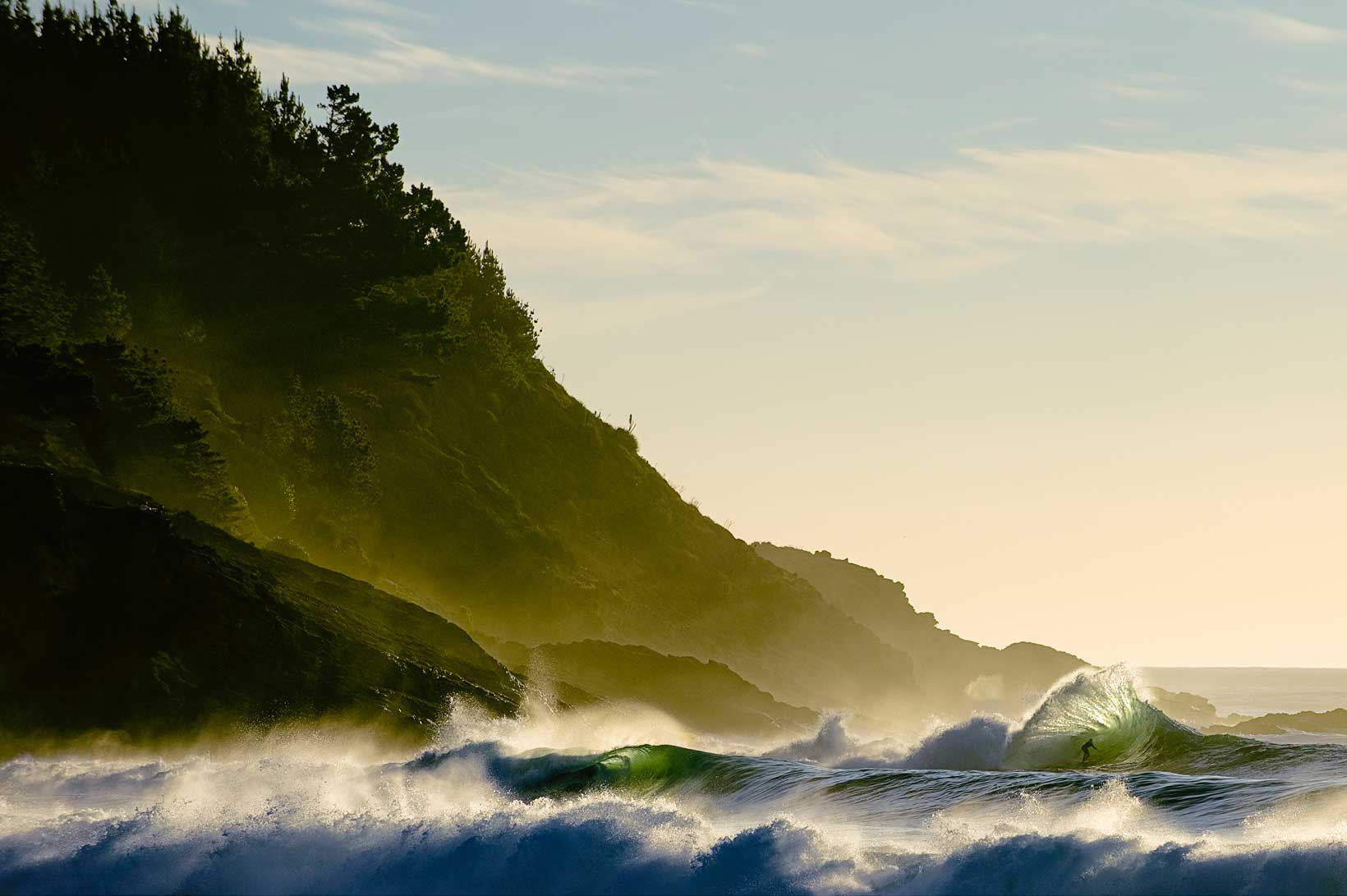 Free download wallpaper Sports, Wave, Surfing on your PC desktop