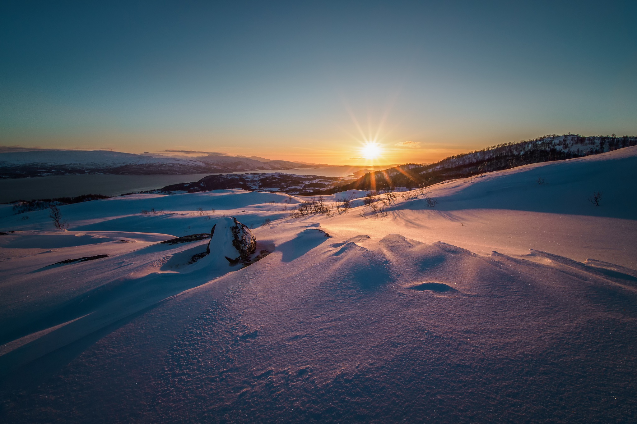 Download mobile wallpaper Landscape, Winter, Nature, Sky, Snow, Sunrise, Earth for free.