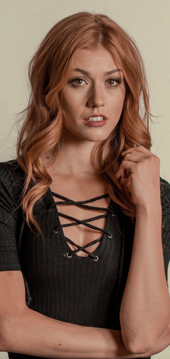 Download mobile wallpaper Redhead, Celebrity, Actress, Katherine Mcnamara for free.