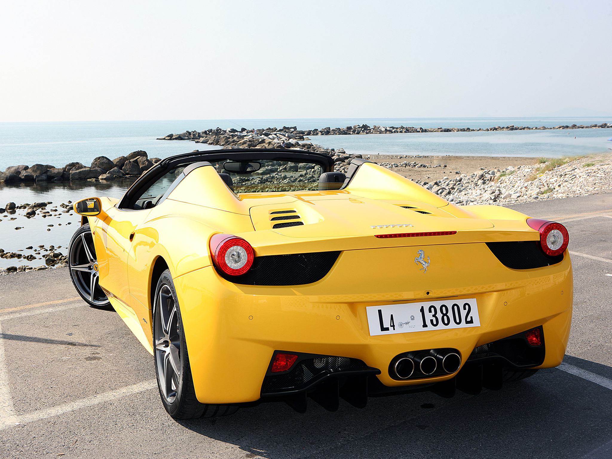 Download mobile wallpaper Ferrari, Vehicles for free.