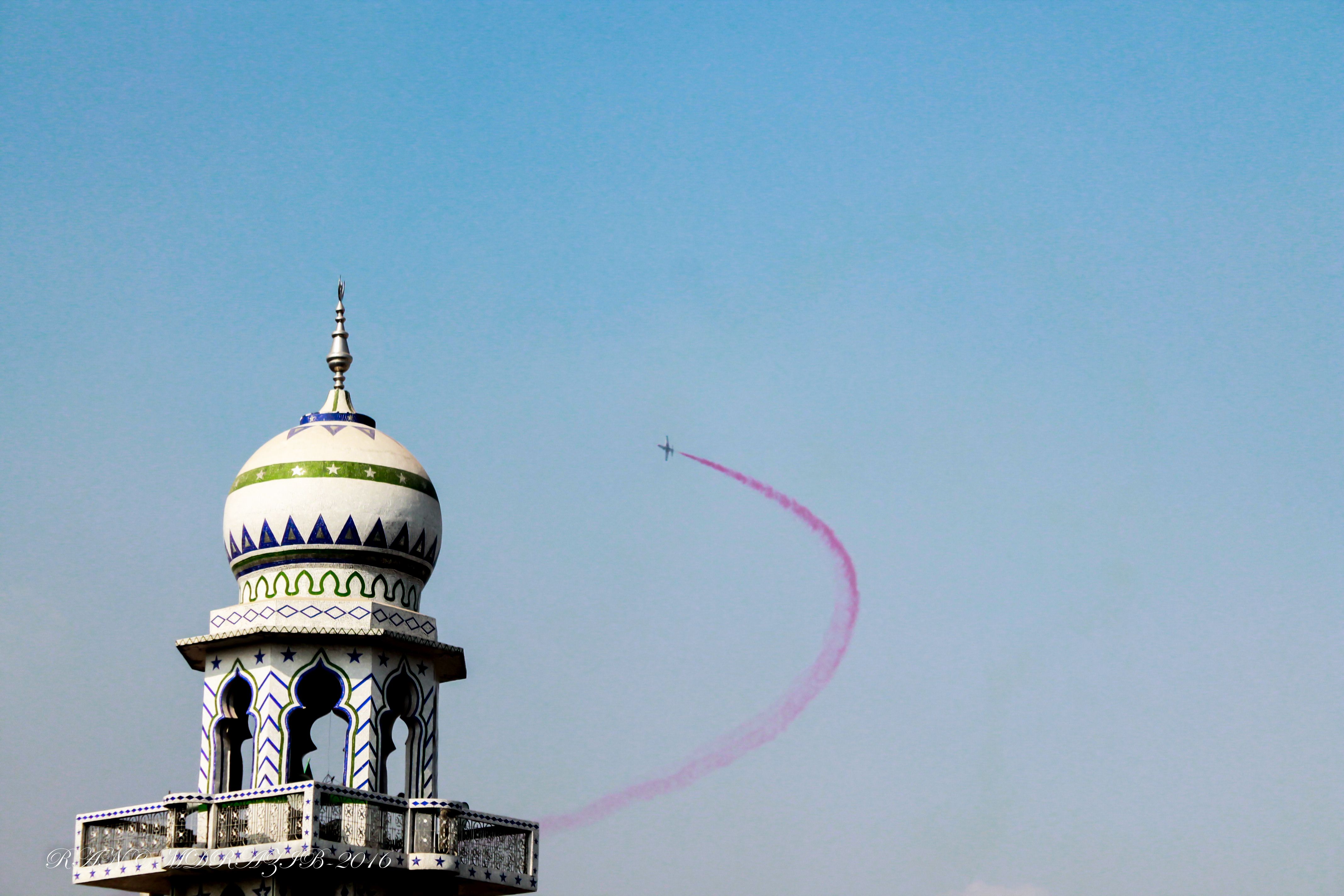 Скачать обои бесплатно Мечеть, Реактивный Истребитель, Военные, Аэроплан, Авиасалон, Военный Самолет картинка на рабочий стол ПК
