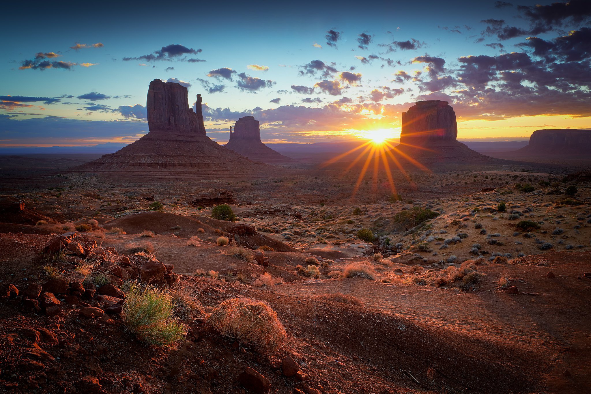 Download mobile wallpaper Landscape, Desert, Usa, Sunrise, Earth, Monument Valley for free.