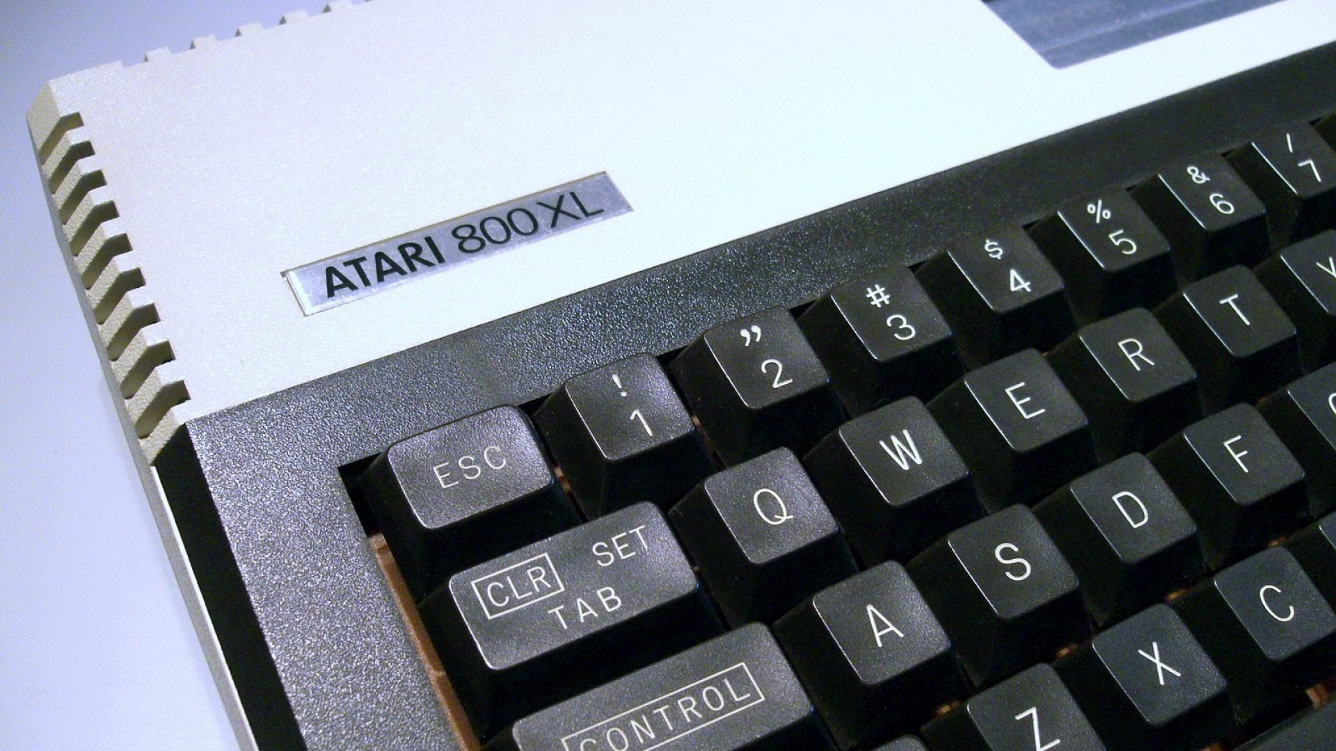 Descargar fondos de escritorio de Atari 800Xl HD