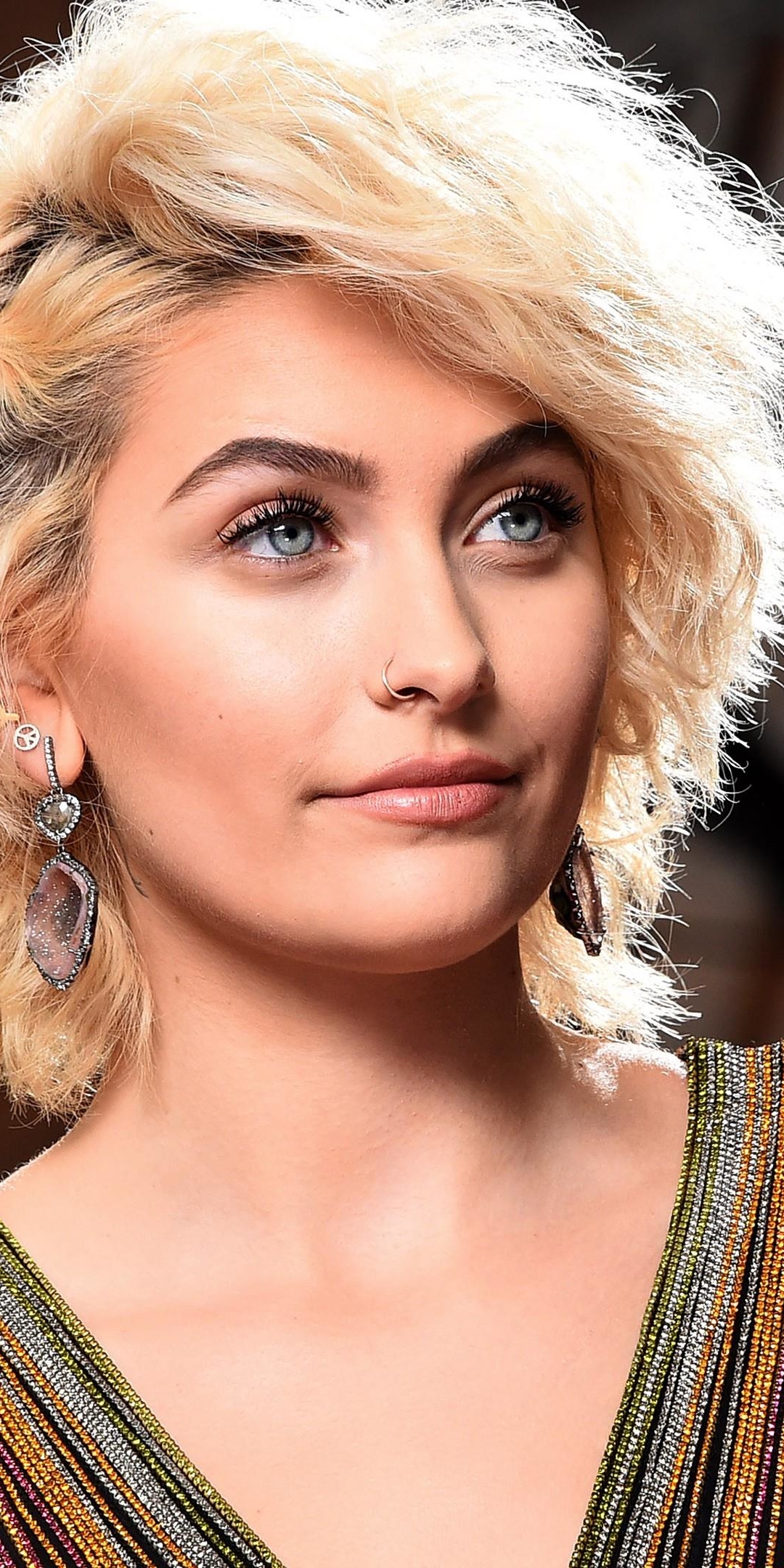 1293350 Bildschirmschoner und Hintergrundbilder Paris Jackson auf Ihrem Telefon. Laden Sie  Bilder kostenlos herunter