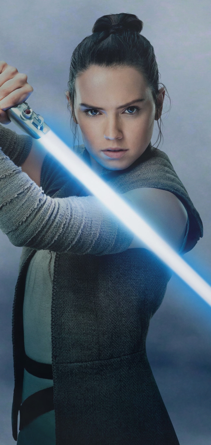 Download mobile wallpaper Star Wars, Lightsaber, Movie, Daisy Ridley, Rey (Star Wars), Star Wars: The Last Jedi for free.