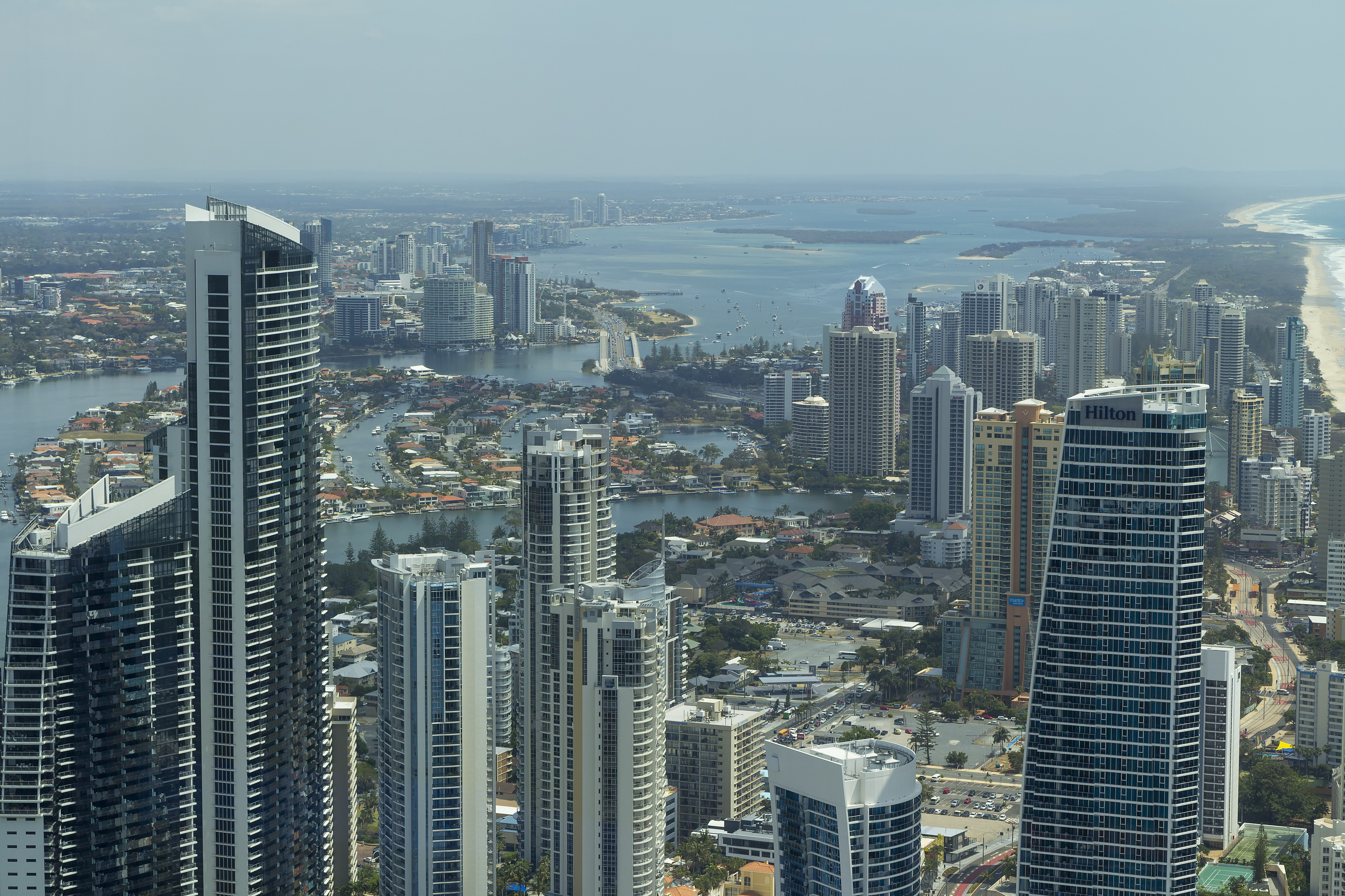 357530 завантажити шпалери створено людиною, золотий берег, австралія, місто, квінсленд, skyline, міста - заставки і картинки безкоштовно