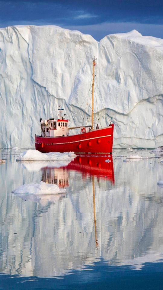 Скачати мобільні шпалери Арктика, Корабель, Айсберг, Транспортні Засоби, Гренландія (Фільм) безкоштовно.
