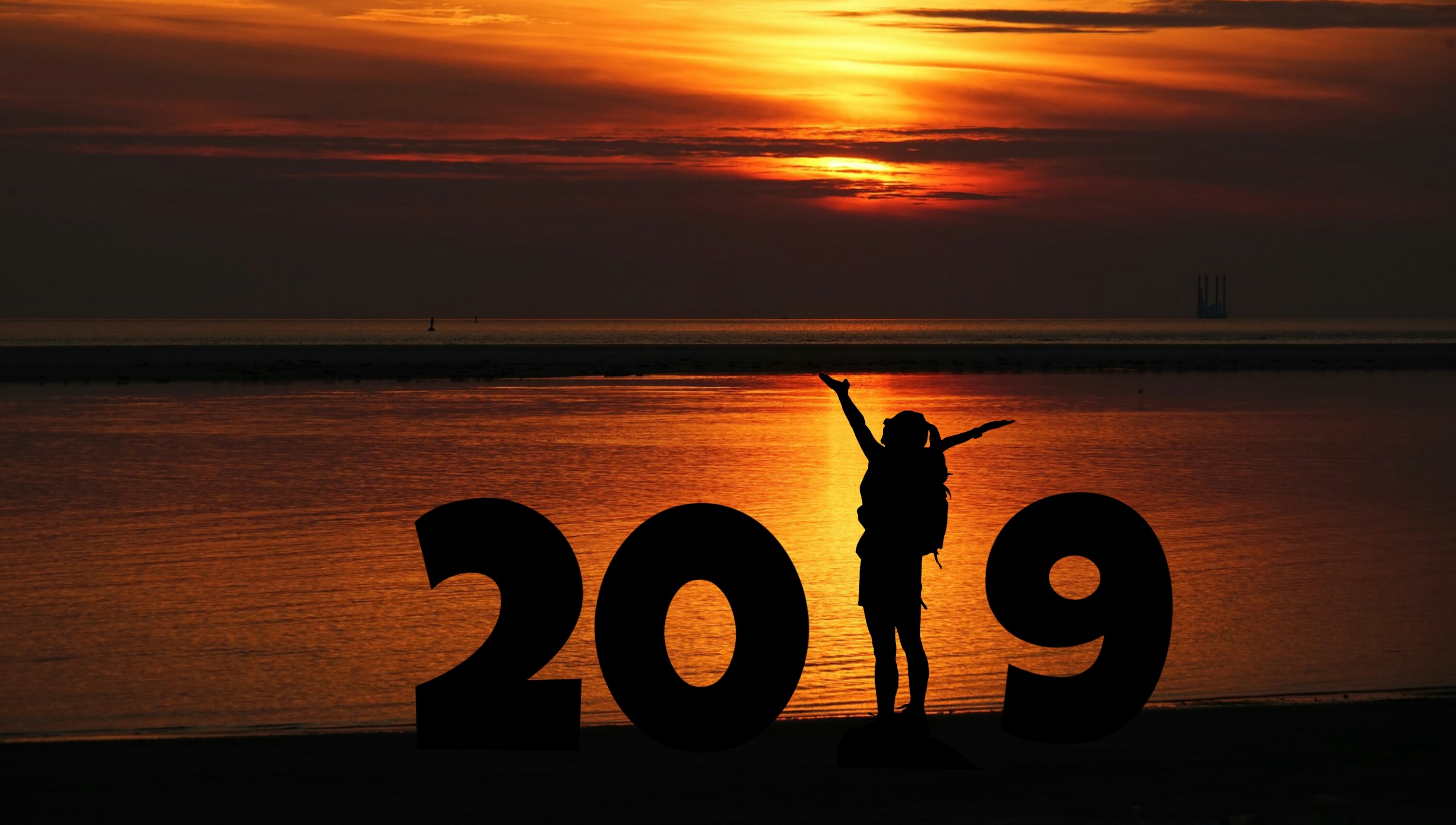 Descarga gratis la imagen Agua, Mar, Día Festivo, Atardecer, Año Nuevo 2019 en el escritorio de tu PC