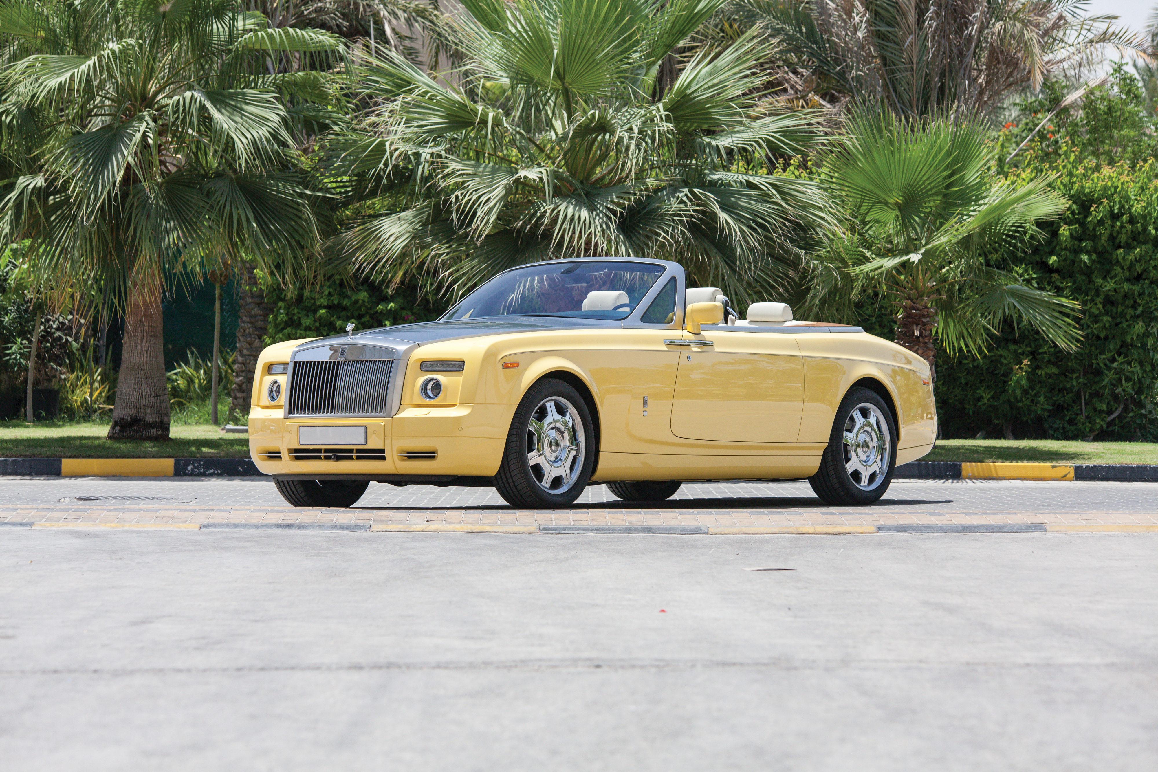 Download mobile wallpaper Rolls Royce, Cabriolet, Rolls Royce Phantom, Vehicles for free.