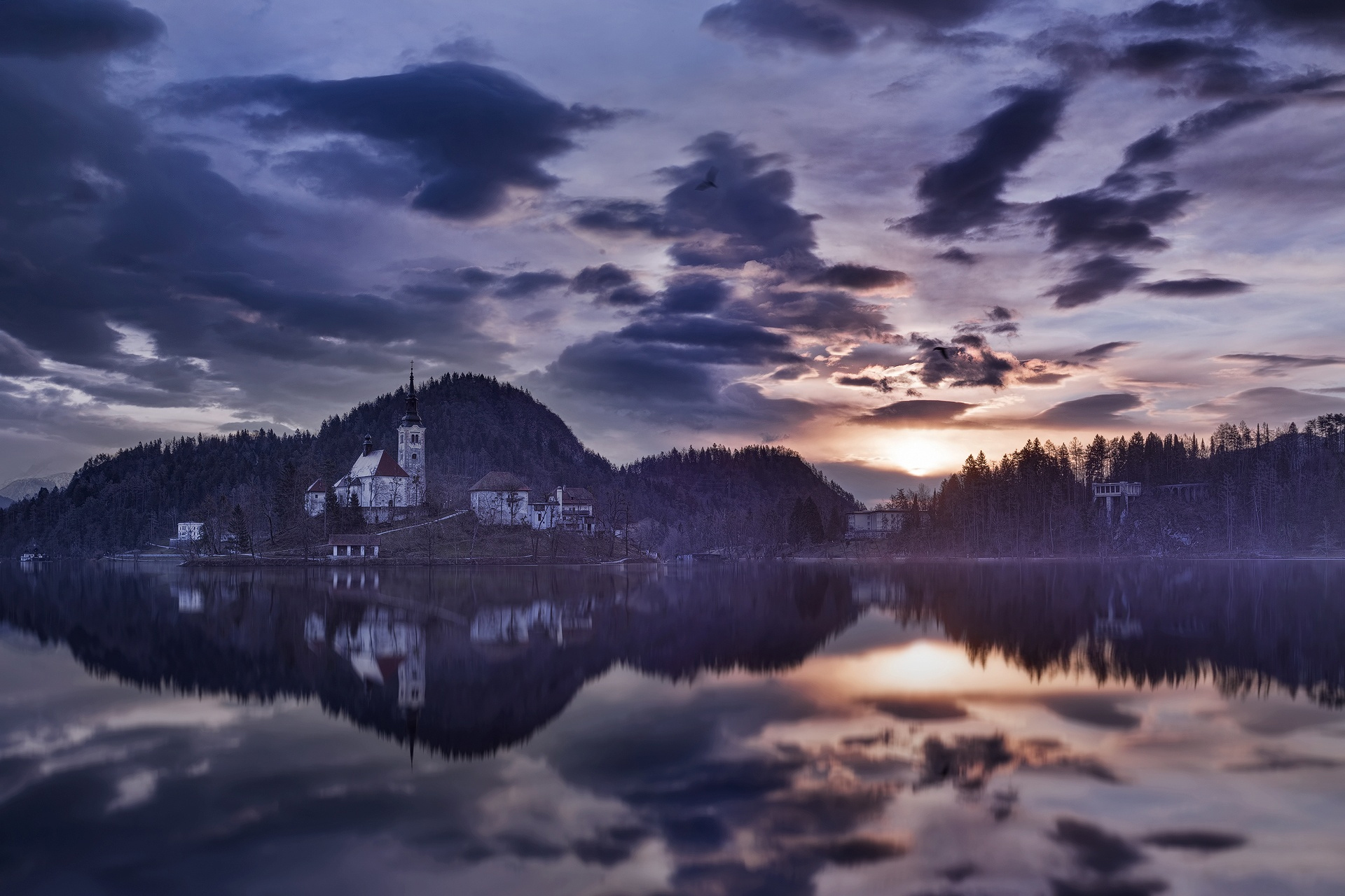 Laden Sie das Seen, See, Sonnenaufgang, Morgen, Kirche, Fotografie, Slowenien, Spiegelung-Bild kostenlos auf Ihren PC-Desktop herunter