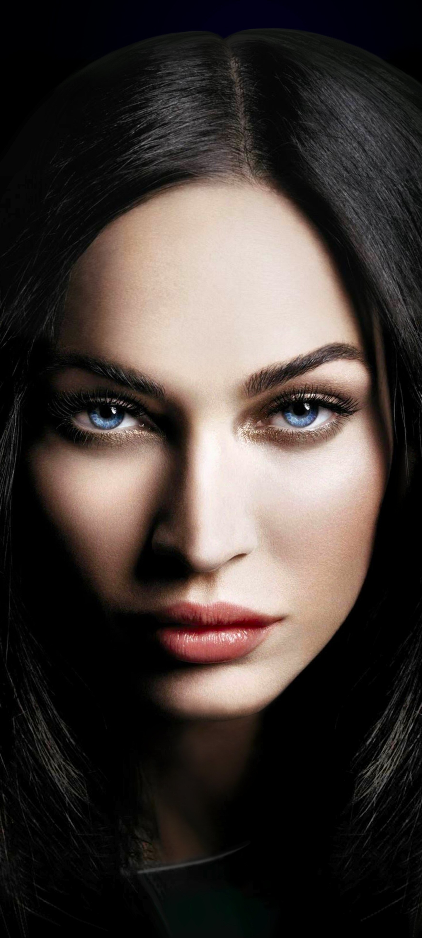 Download mobile wallpaper Megan Fox, Face, Model, Celebrity for free.