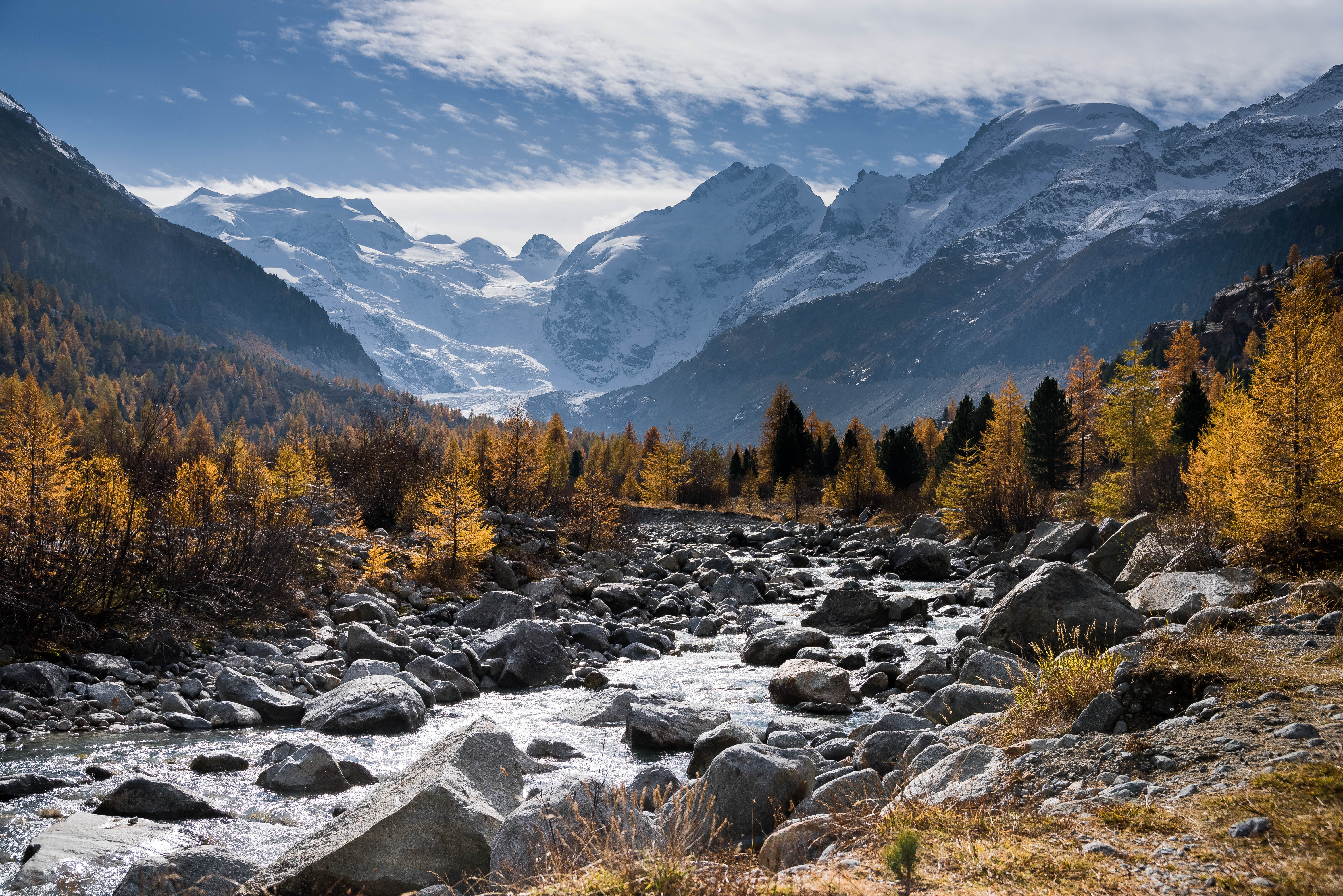 Handy-Wallpaper Landschaft, Natur, Herbst, Wald, Fluss, Gebirge, Erde/natur kostenlos herunterladen.