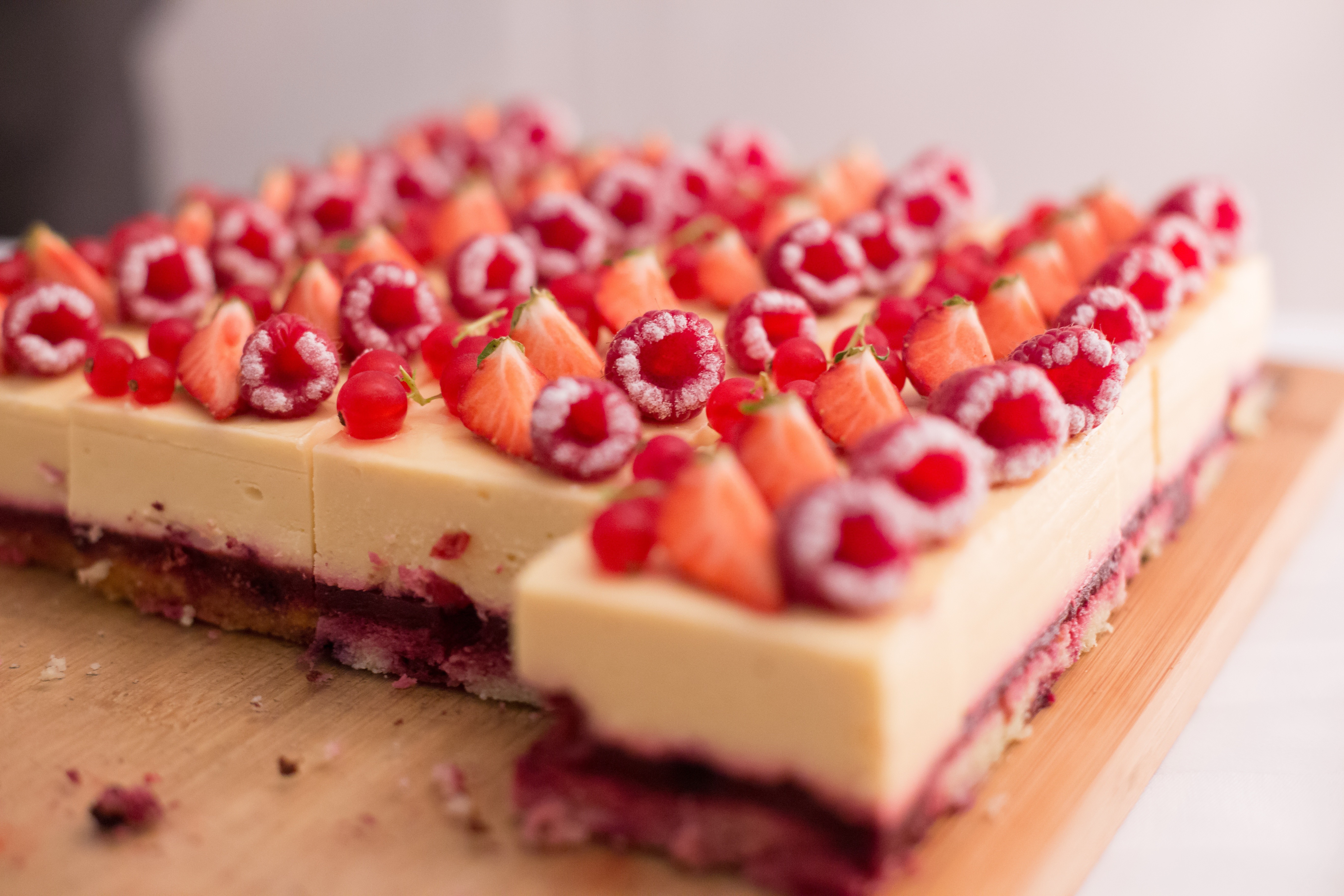 Download mobile wallpaper Food, Strawberry, Dessert, Raspberry, Berry, Fruit, Pastry for free.