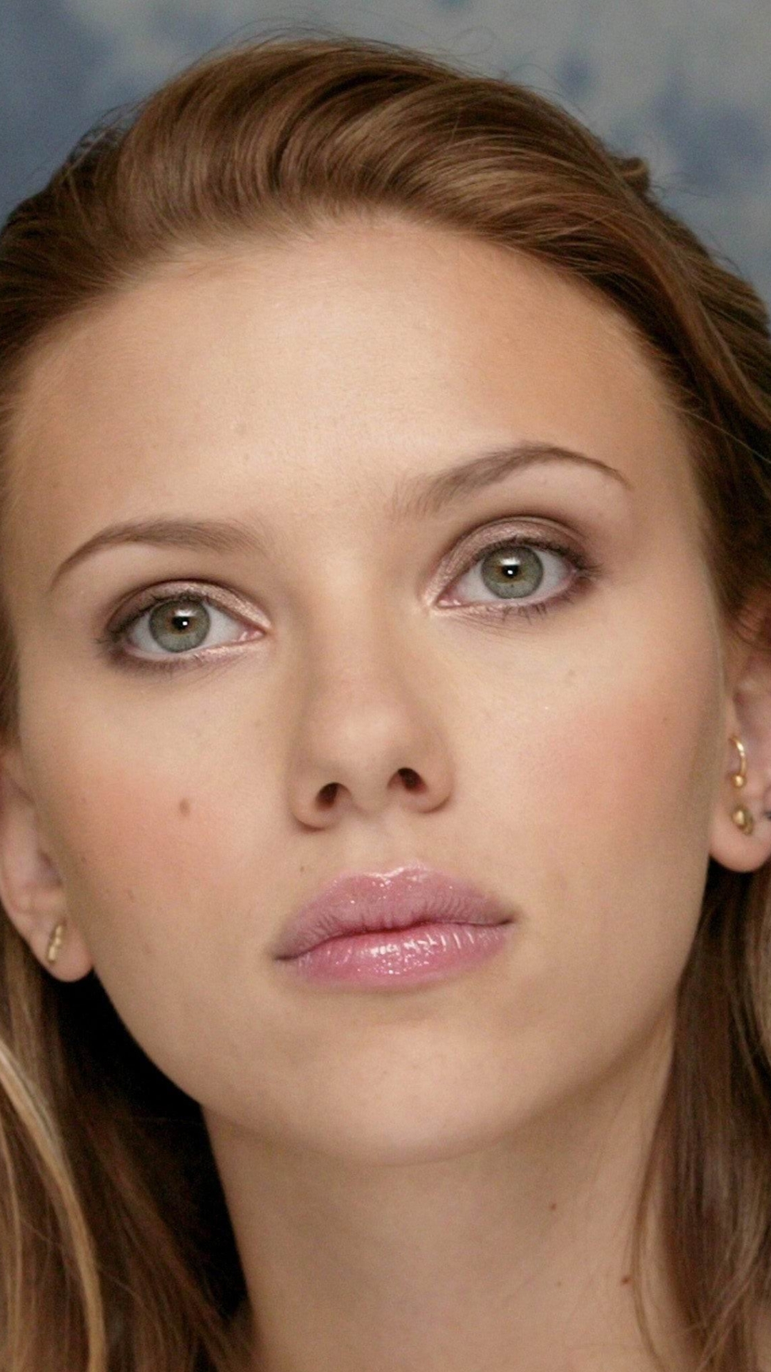 Handy-Wallpaper Scarlett Johansson, Berühmtheiten kostenlos herunterladen.