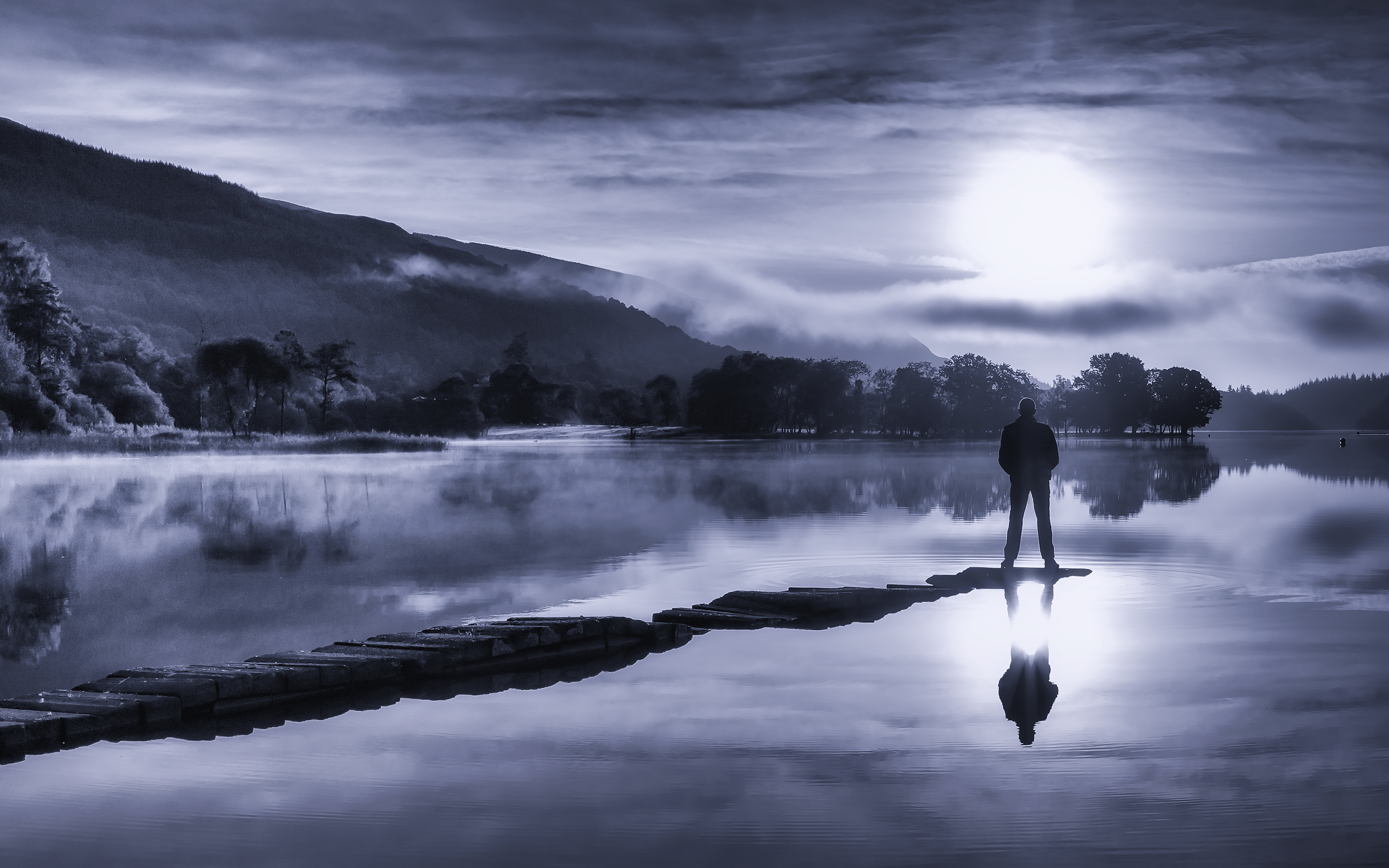 Laden Sie das Natur, Silhouette, Nebel, See, Einsamkeit-Bild kostenlos auf Ihren PC-Desktop herunter